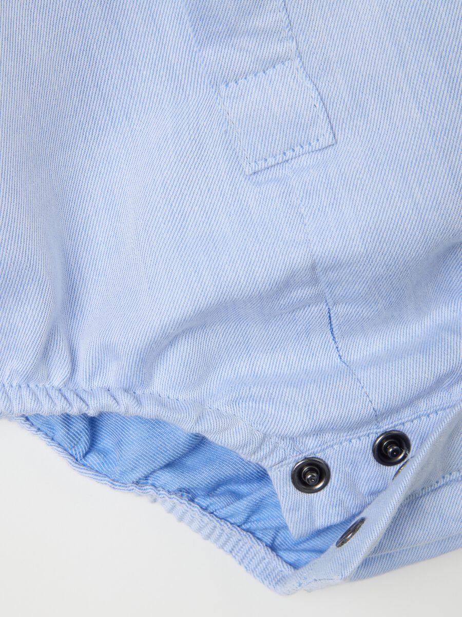 Newborn blue pure cotton bodysuit with pointed collar and long sleeves_2