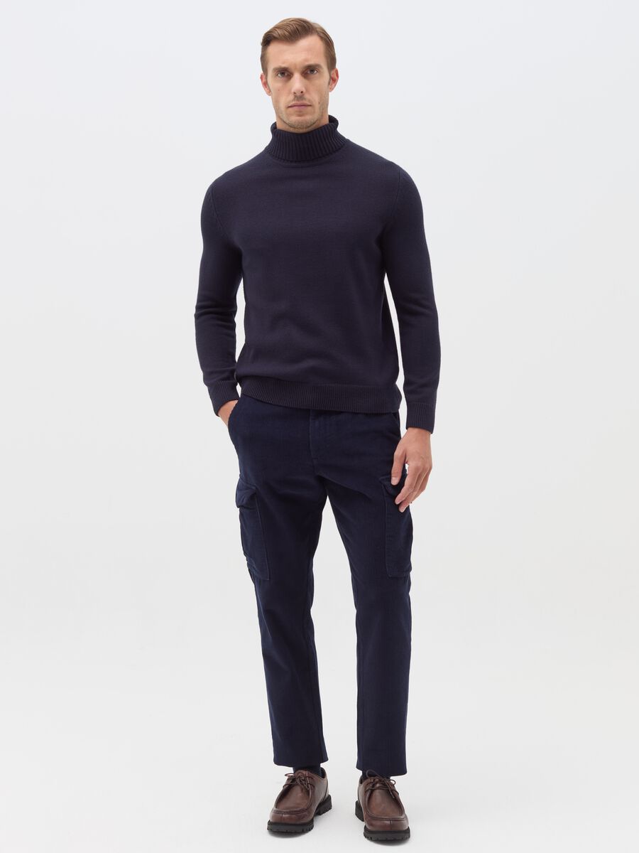 Cargo trousers in corduroy_1