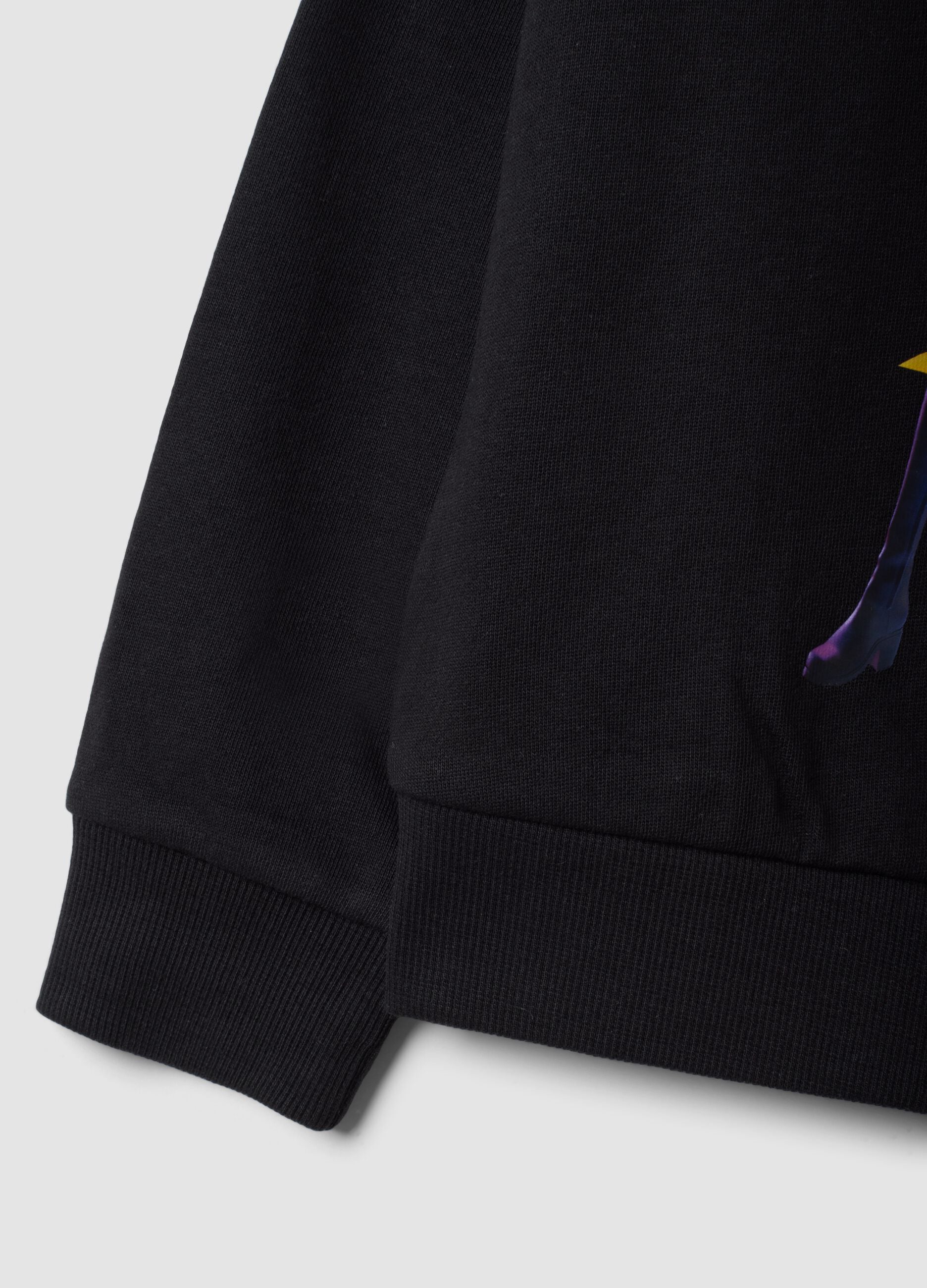 Black 100% cotton sweatshirt with K-Pop Demon Hunters print for girls