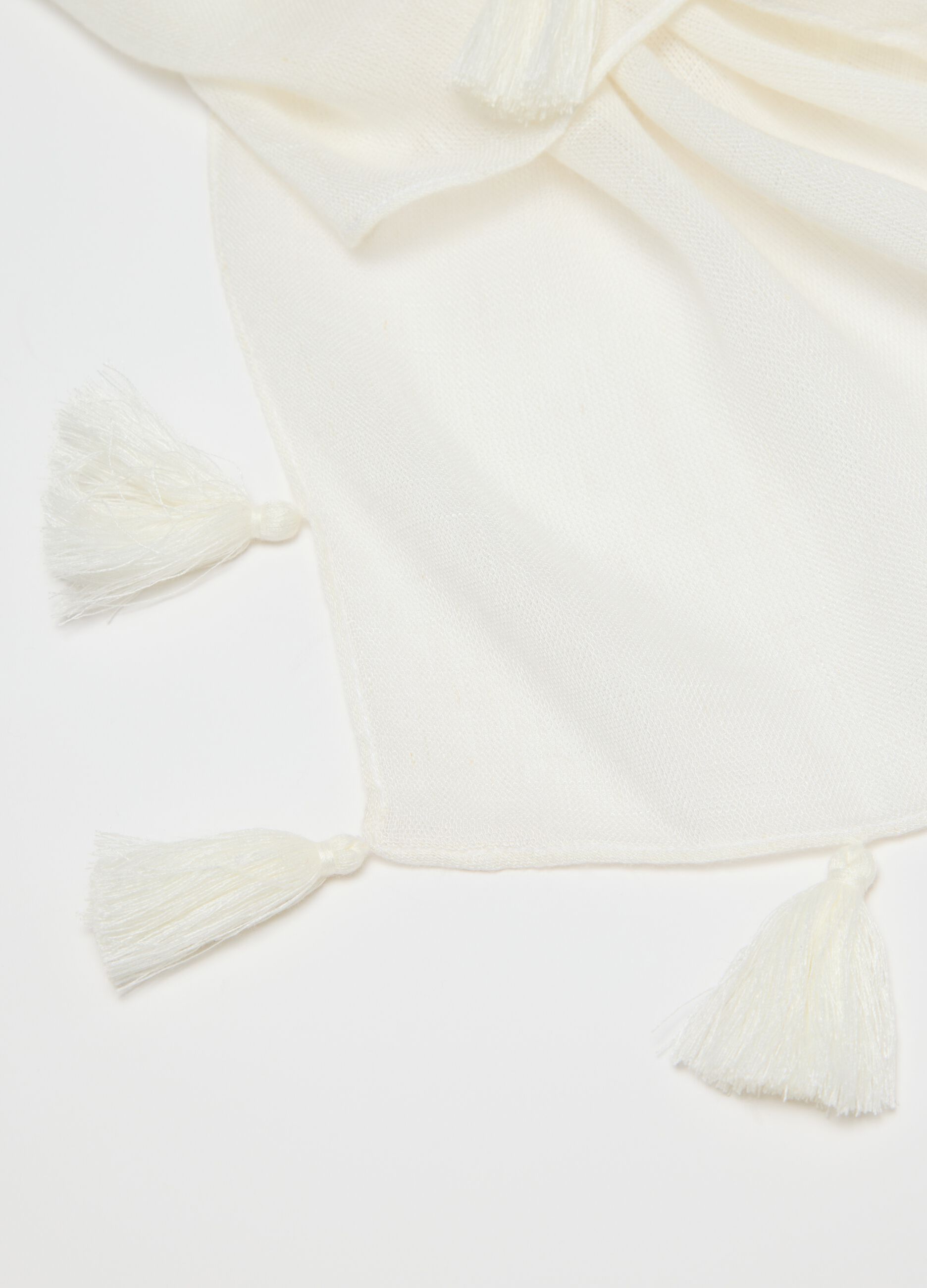 Cream scarf with tassels