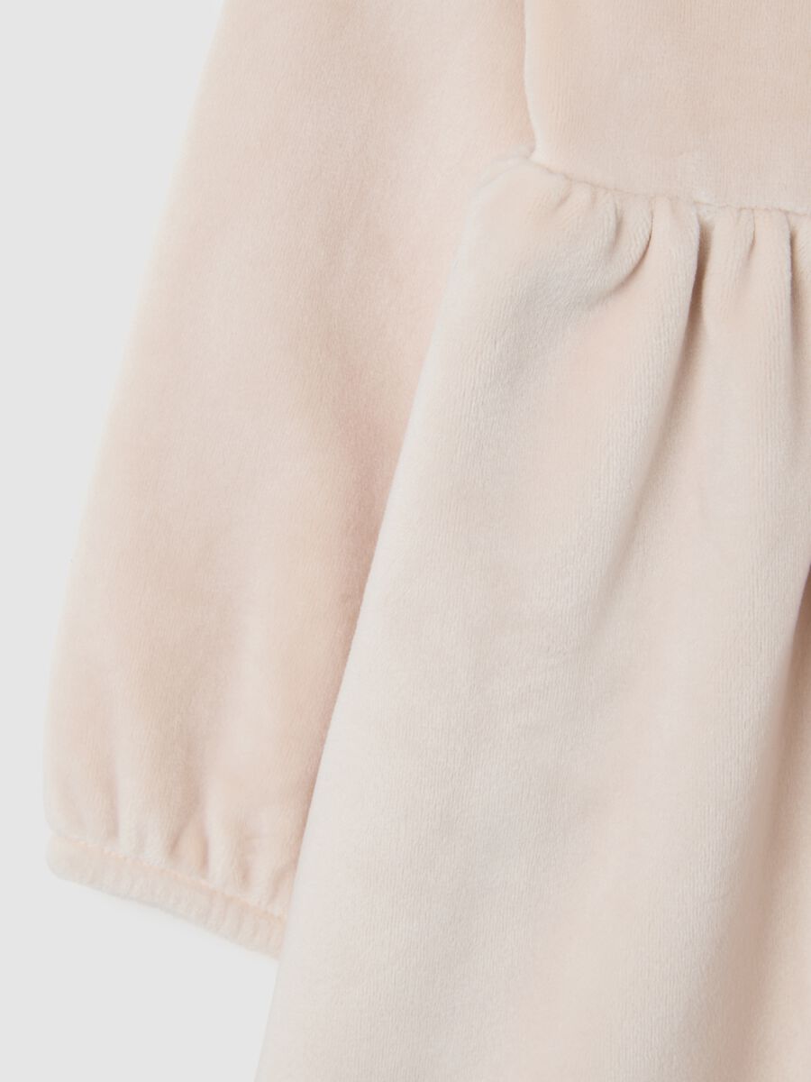 Beige velour dress with embroidered collar_2