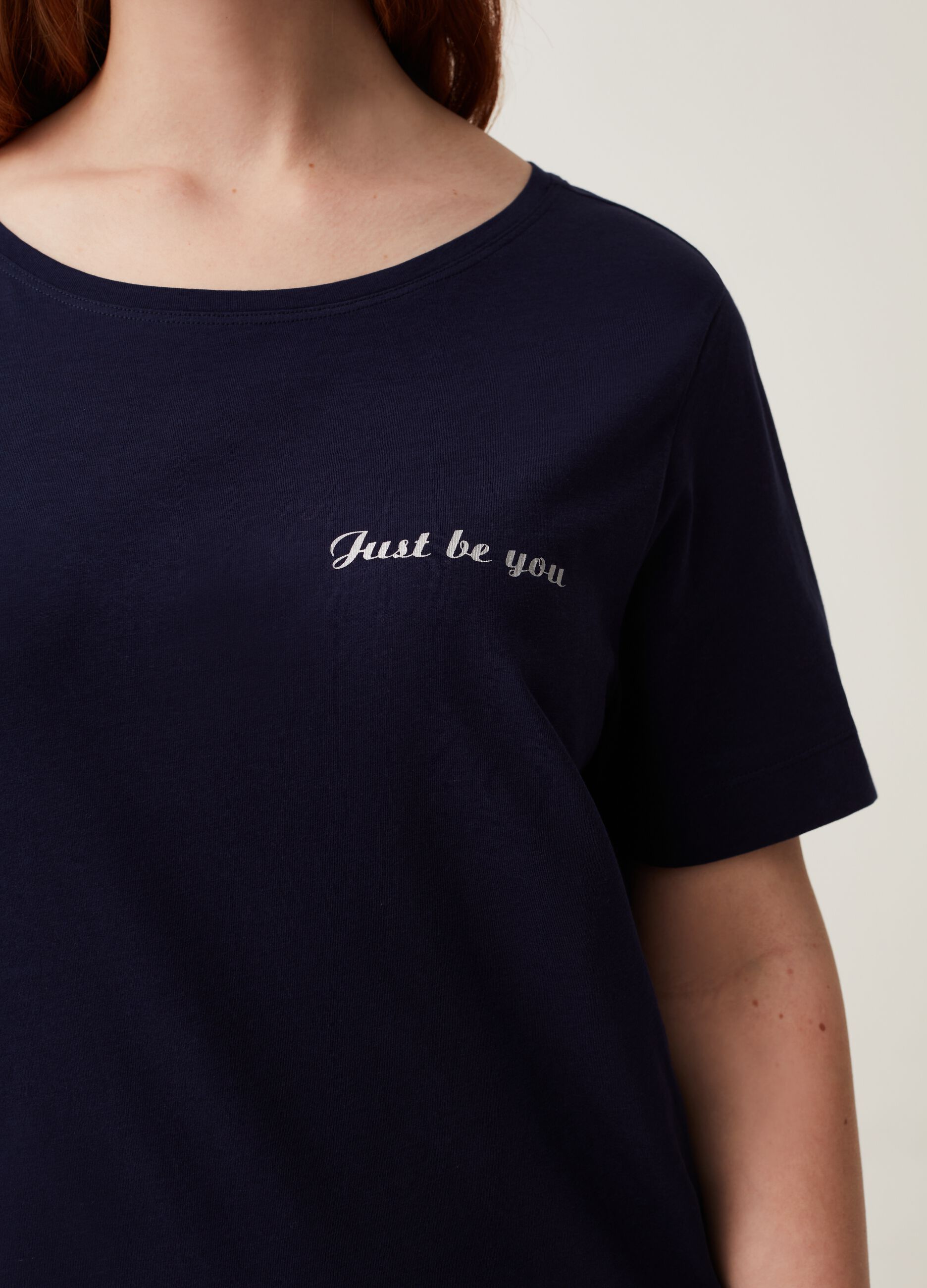 T-shirt con stampa lettering Curvy MYA_3