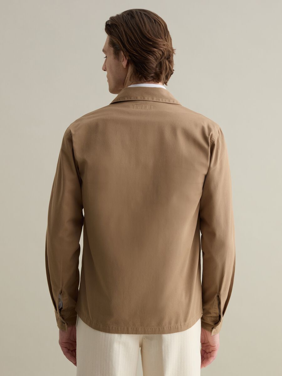 Solid colour shacket in twill_2