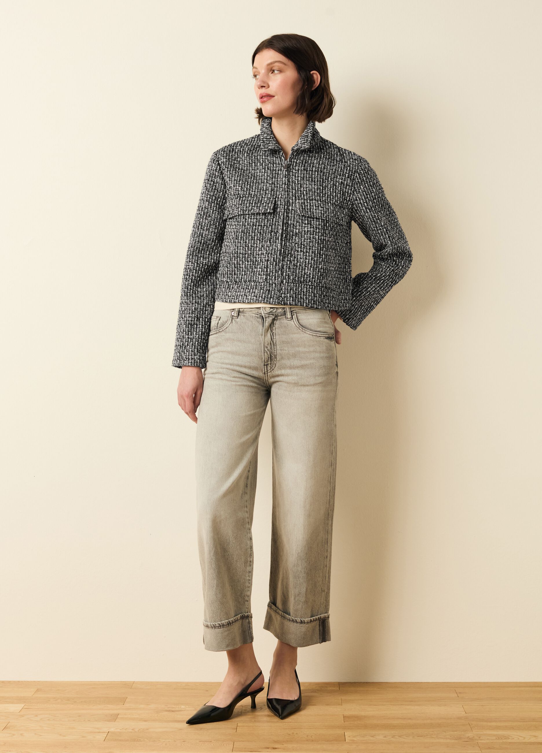 Giacca corta in tweed con trama geometrica 