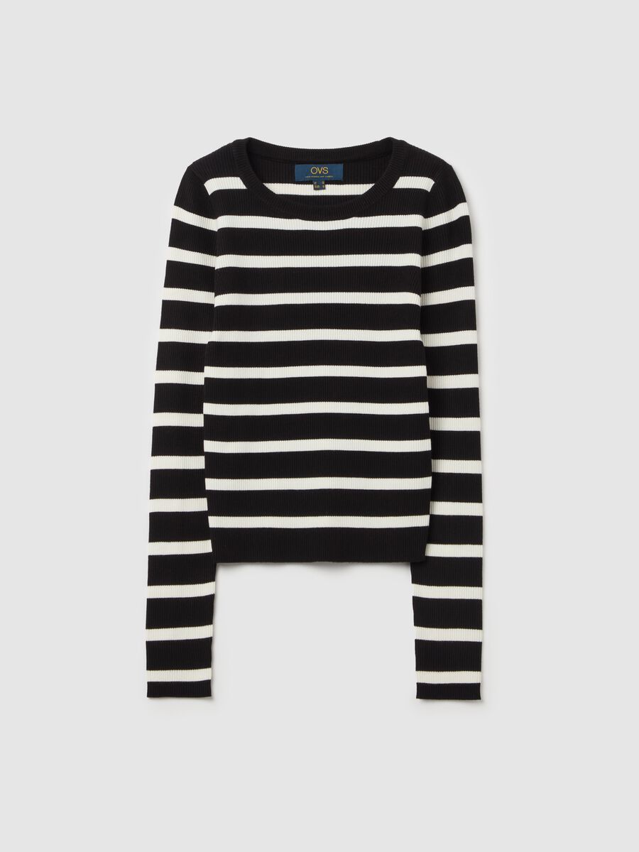 Ribbed top with striped pattern_4