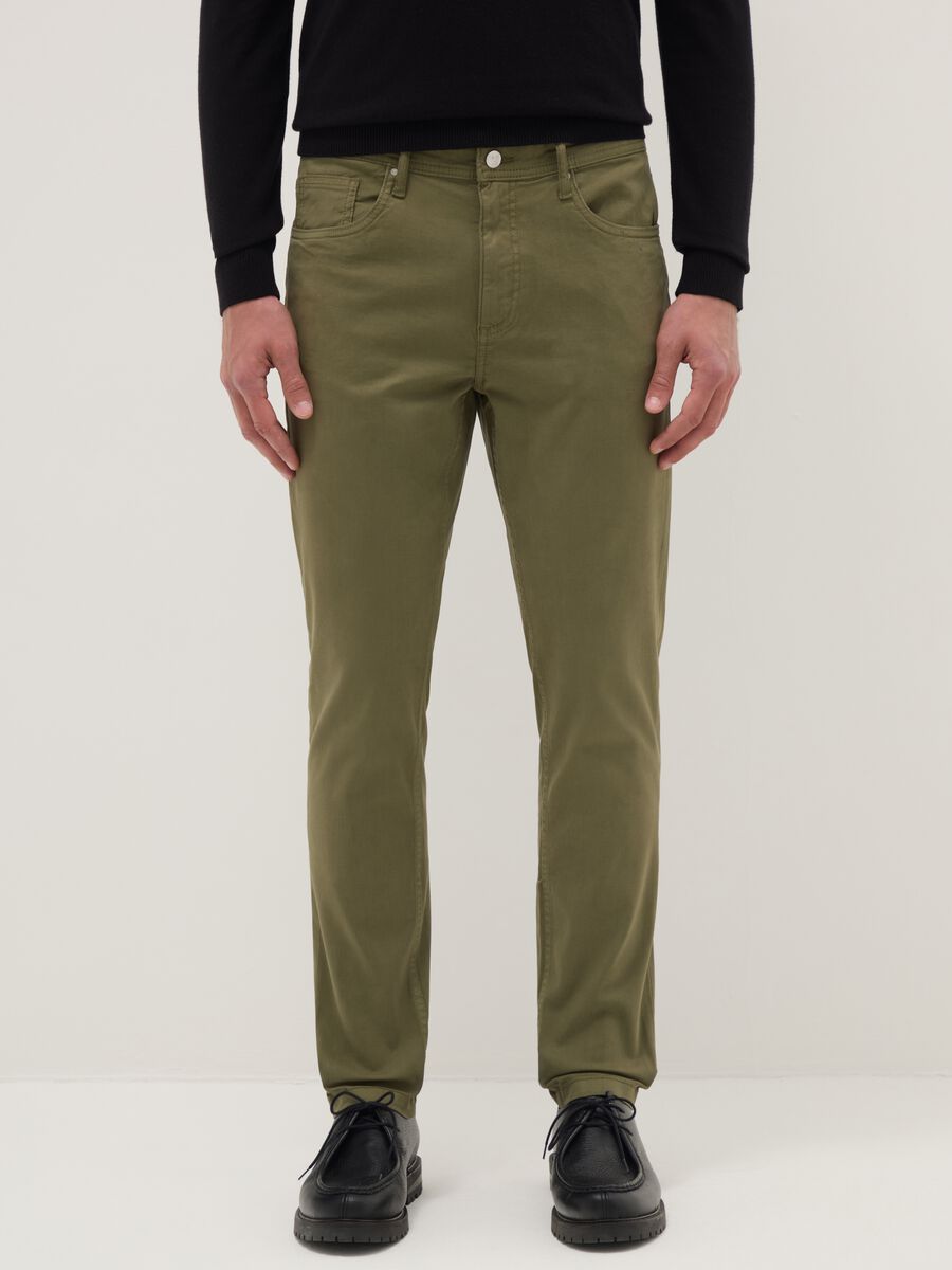 Green stretch cotton skinny fit trousers_1