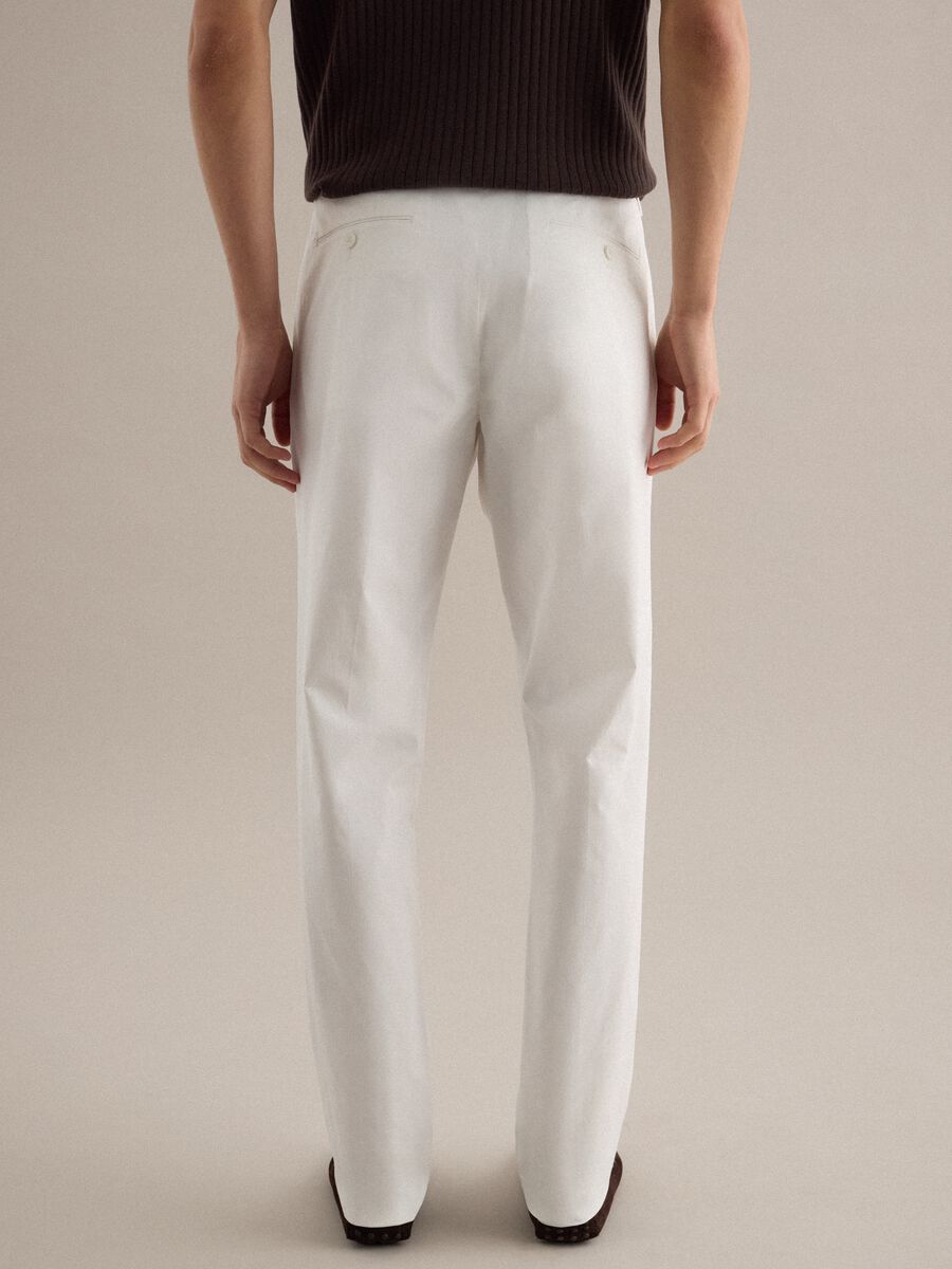 Pantaloni in cotone elasticizzato bianchi regular fit_3