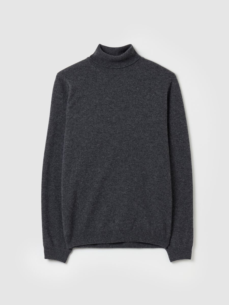 Lambswool pullover with high neck_4