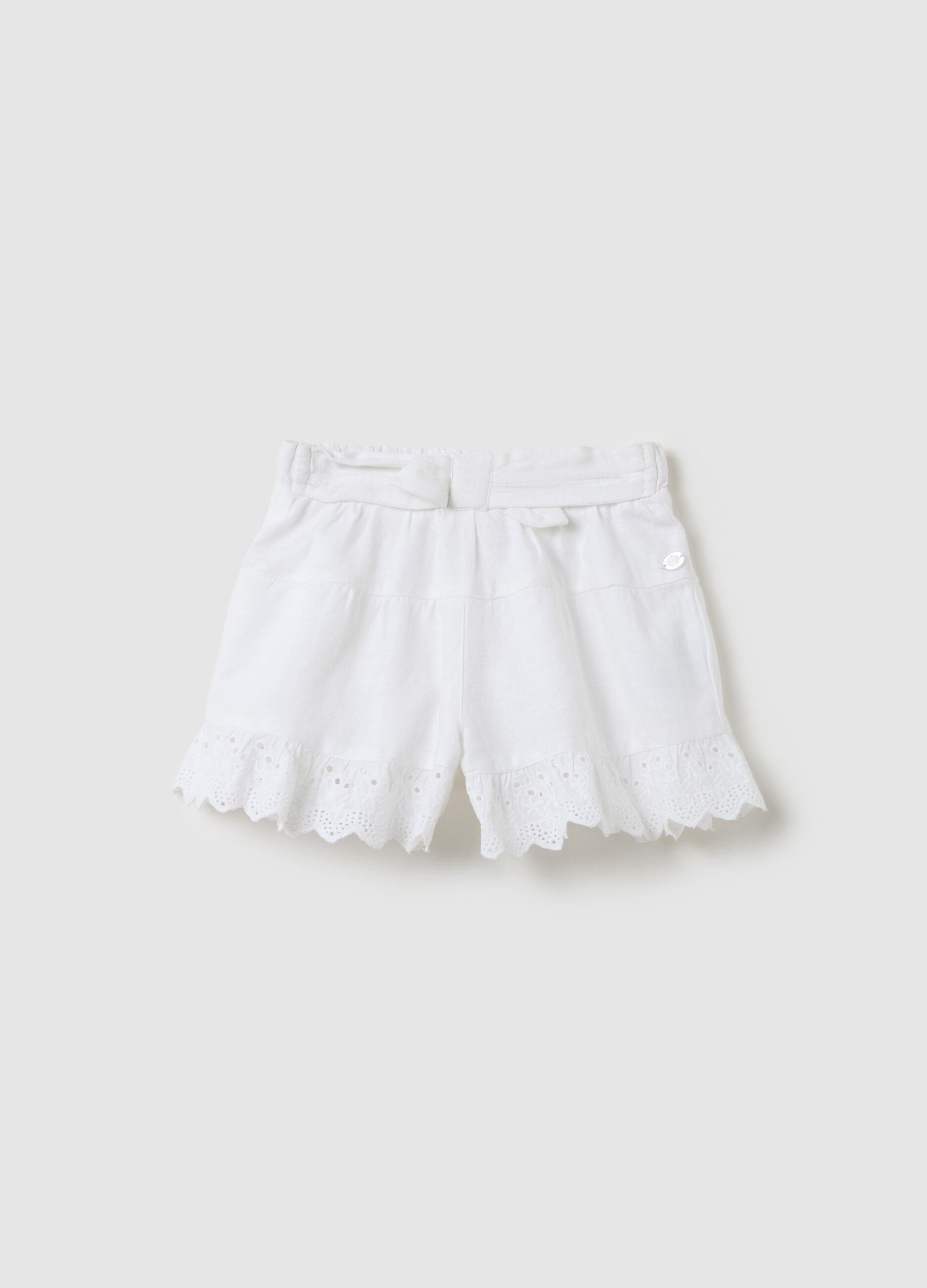 White pure cotton shorts with embroidered details Fagottino