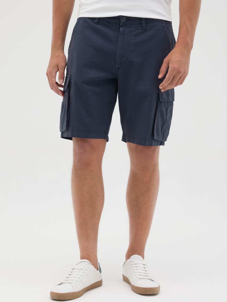 Men's blue linen blend regular fit cargo shorts_1