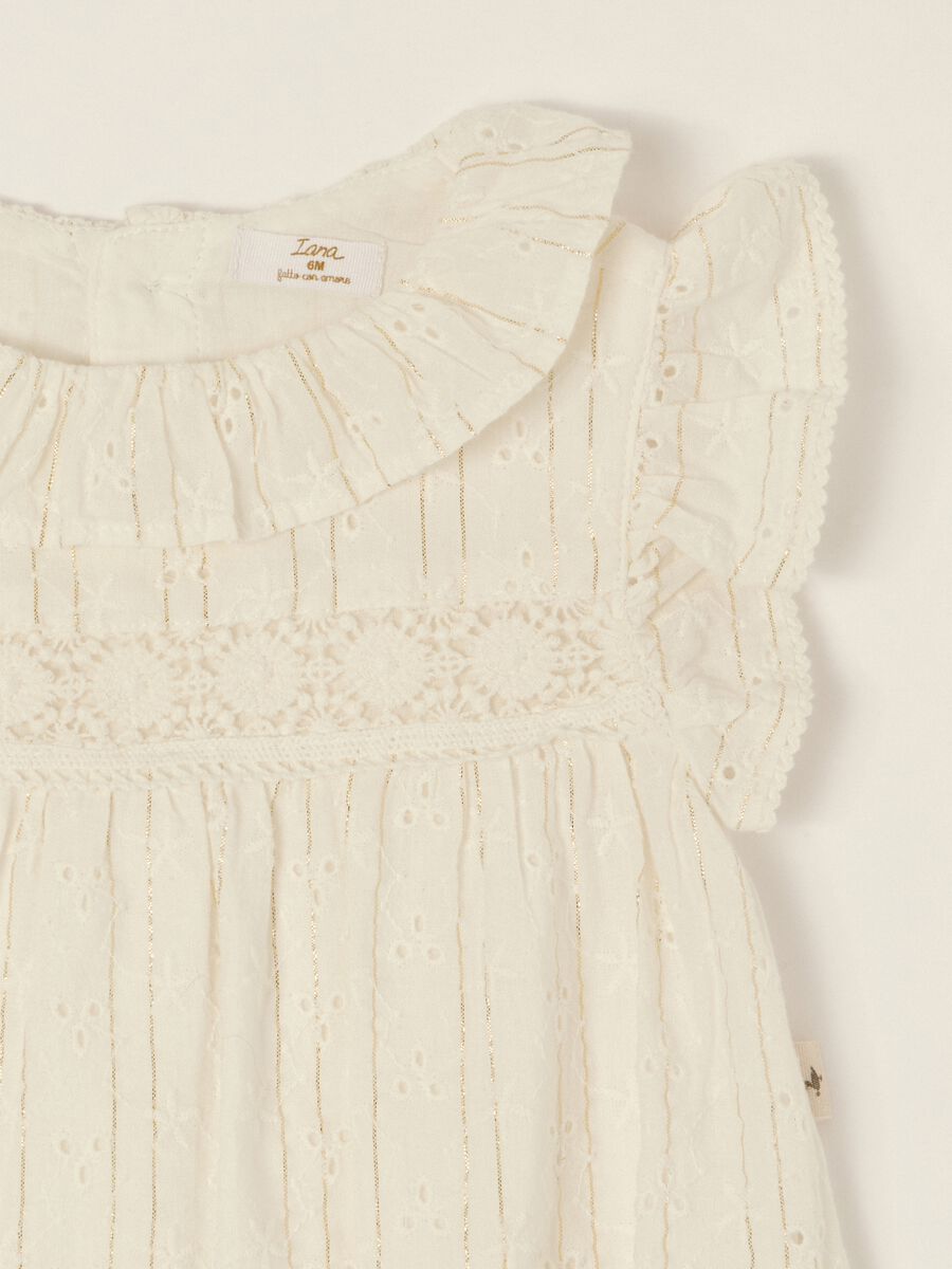 White cotton-blend baby girl sleepsuit with classic collar_2