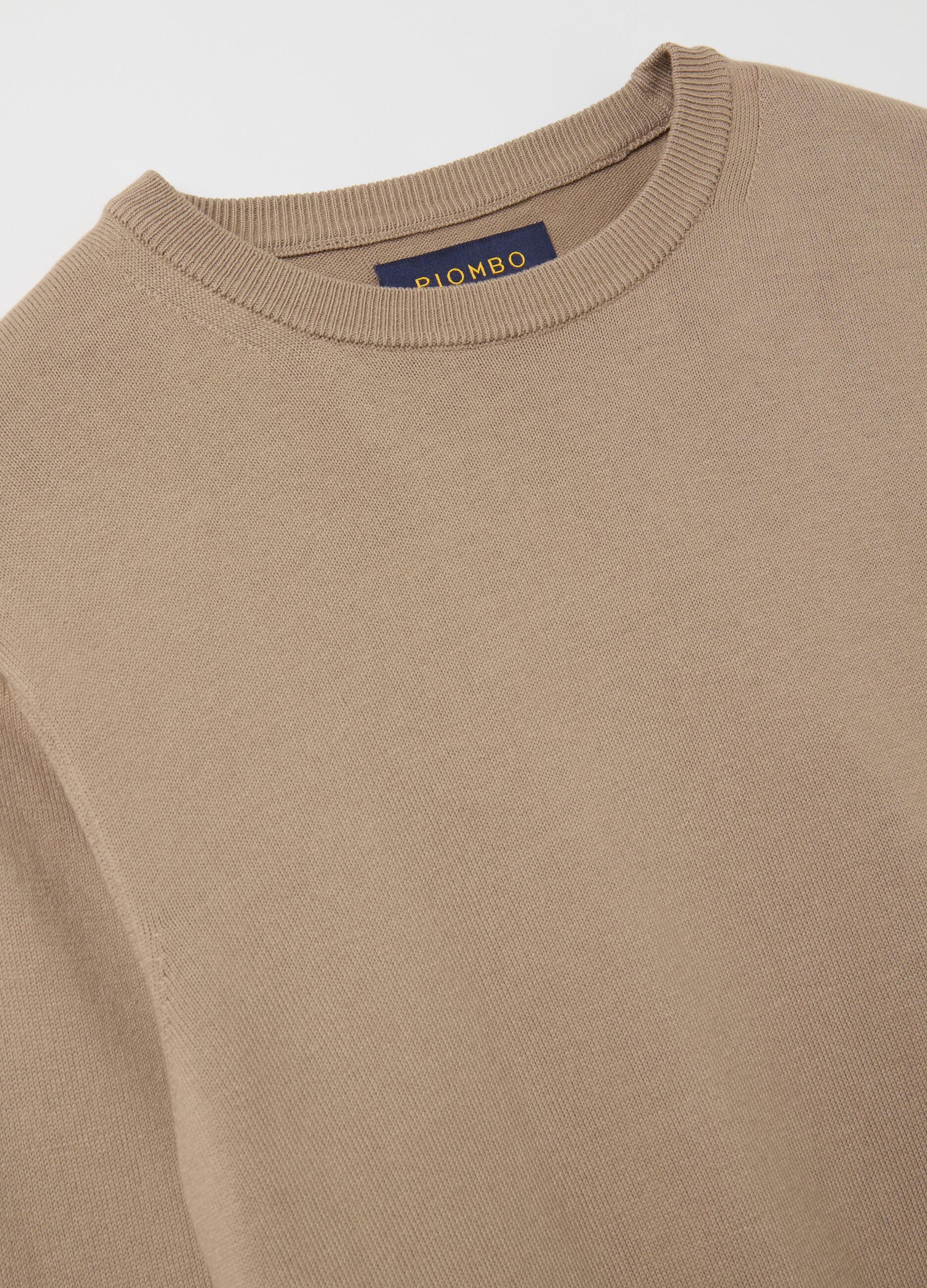 Pullover girocollo tinta unita