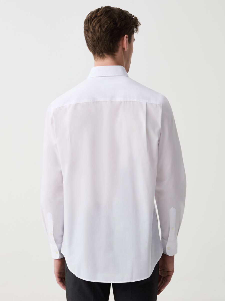 Camicia regular fit button-down con tasca_2