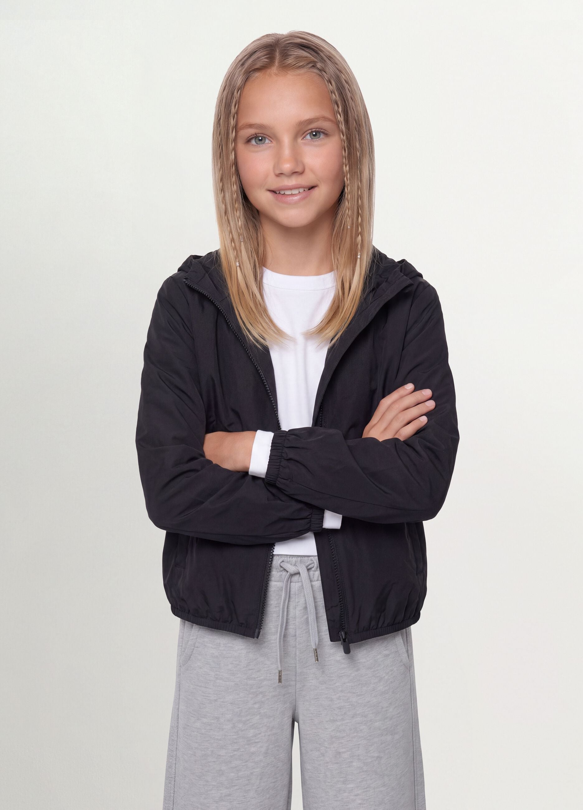 Black hooded rain jacket with zip for girls