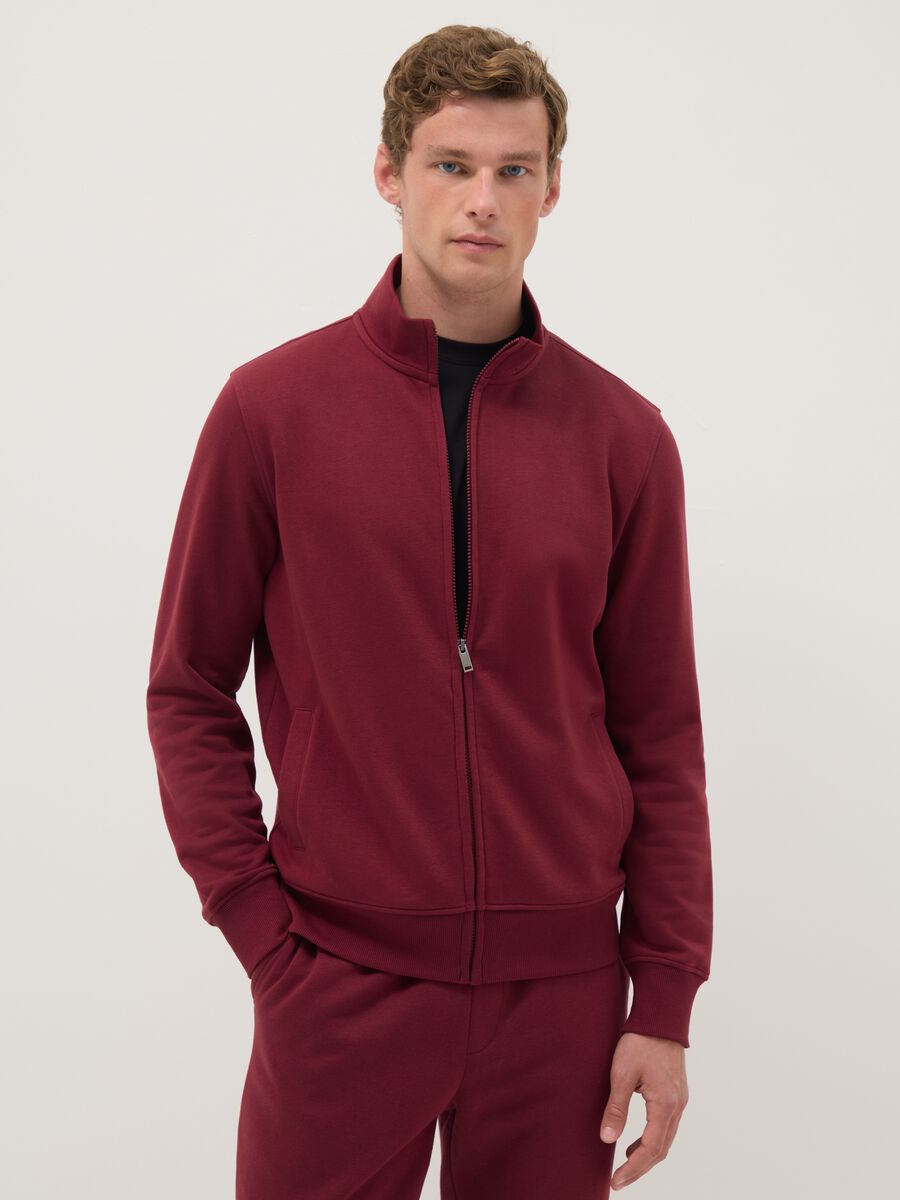 Red cotton blend regular fit hoodie with full zip_0
