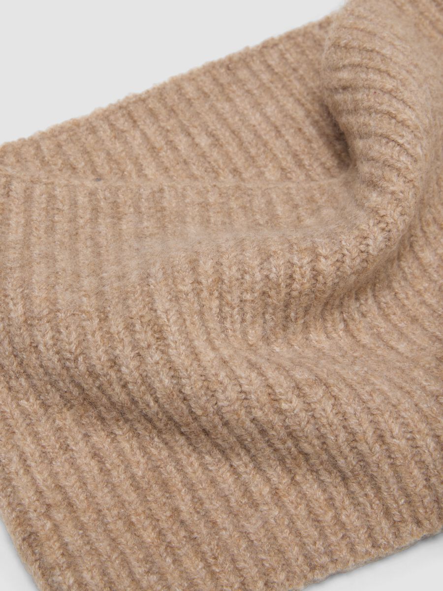 Beige stretch wool hat and neck warmer set_1