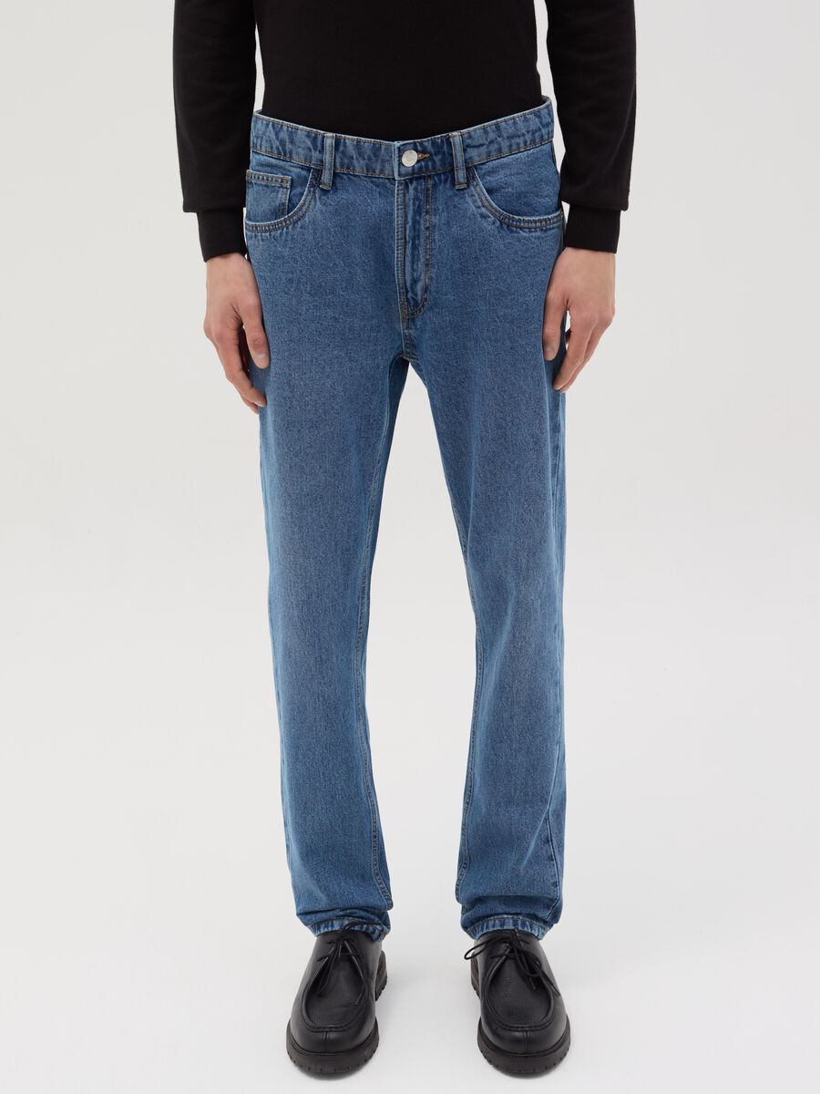 Slim-fit jeans with five pockets_1