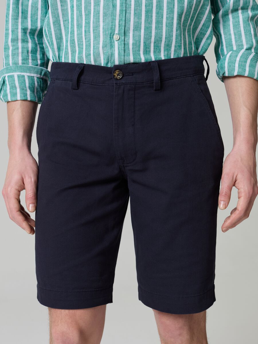 Chino Bermuda shorts in cotton_1