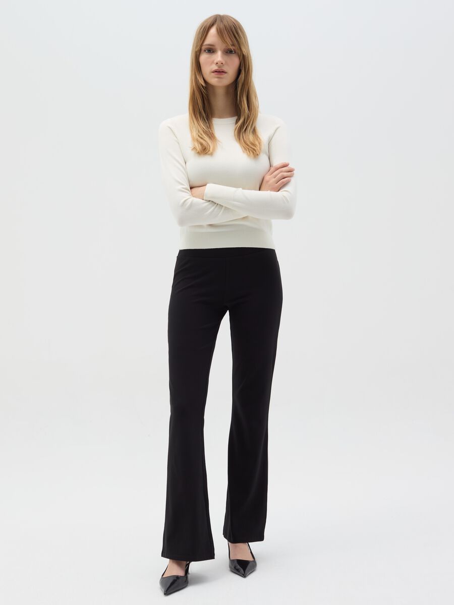 Top with round neck and long sleeves_1