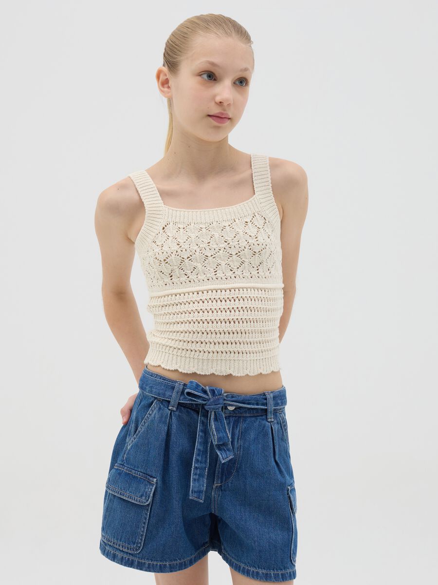 Top with crochet design_0