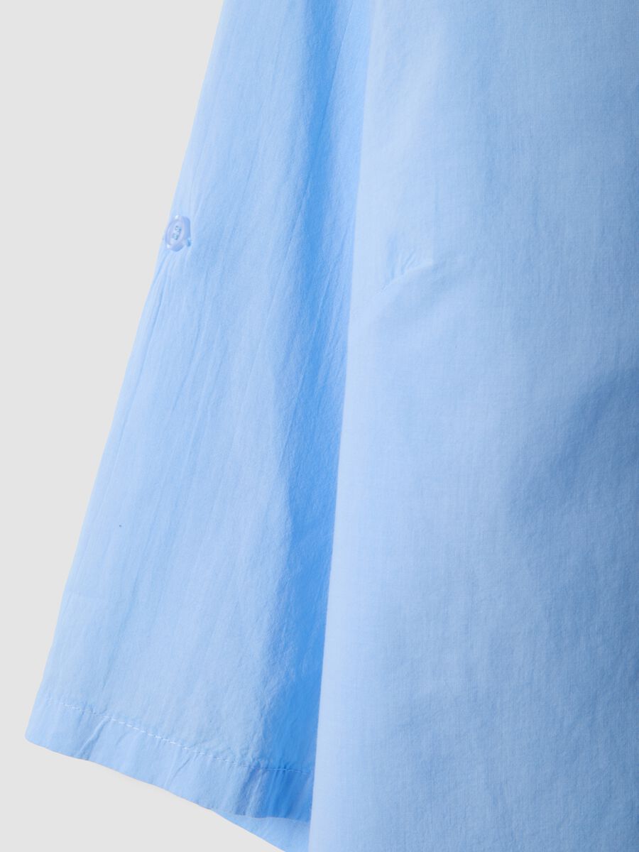 Camicia azzurra in puro cotone con ricami traforati regular fit_5