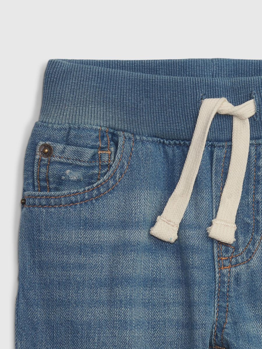 Joggers in denim con abrasioni_2