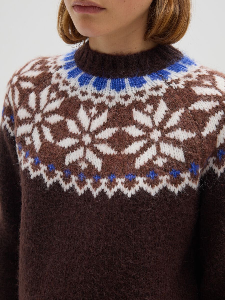 Brown jumper with jacquard pattern_4