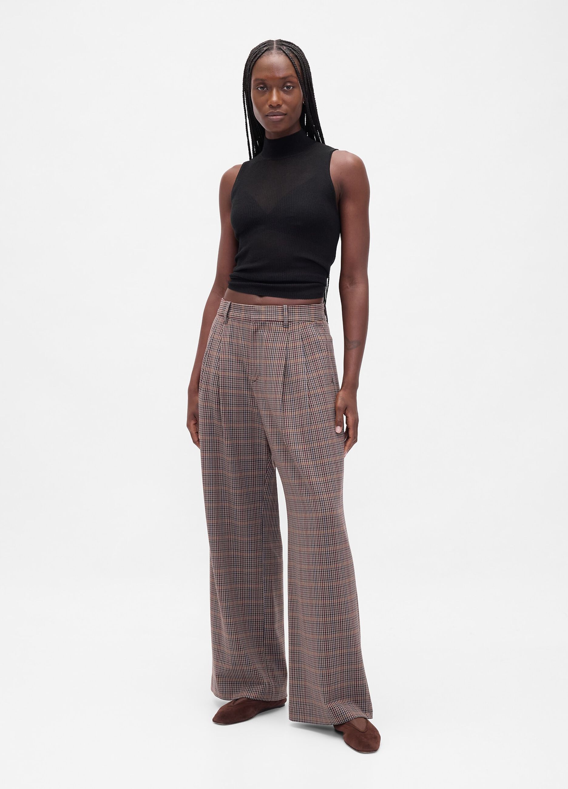 Brown stretch fabric trousers