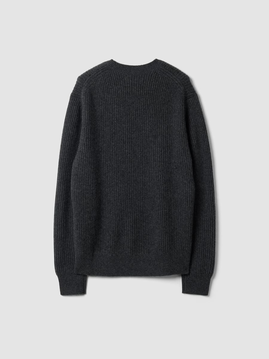 Maglia grigia in puro cashmere a costine regular fit_2