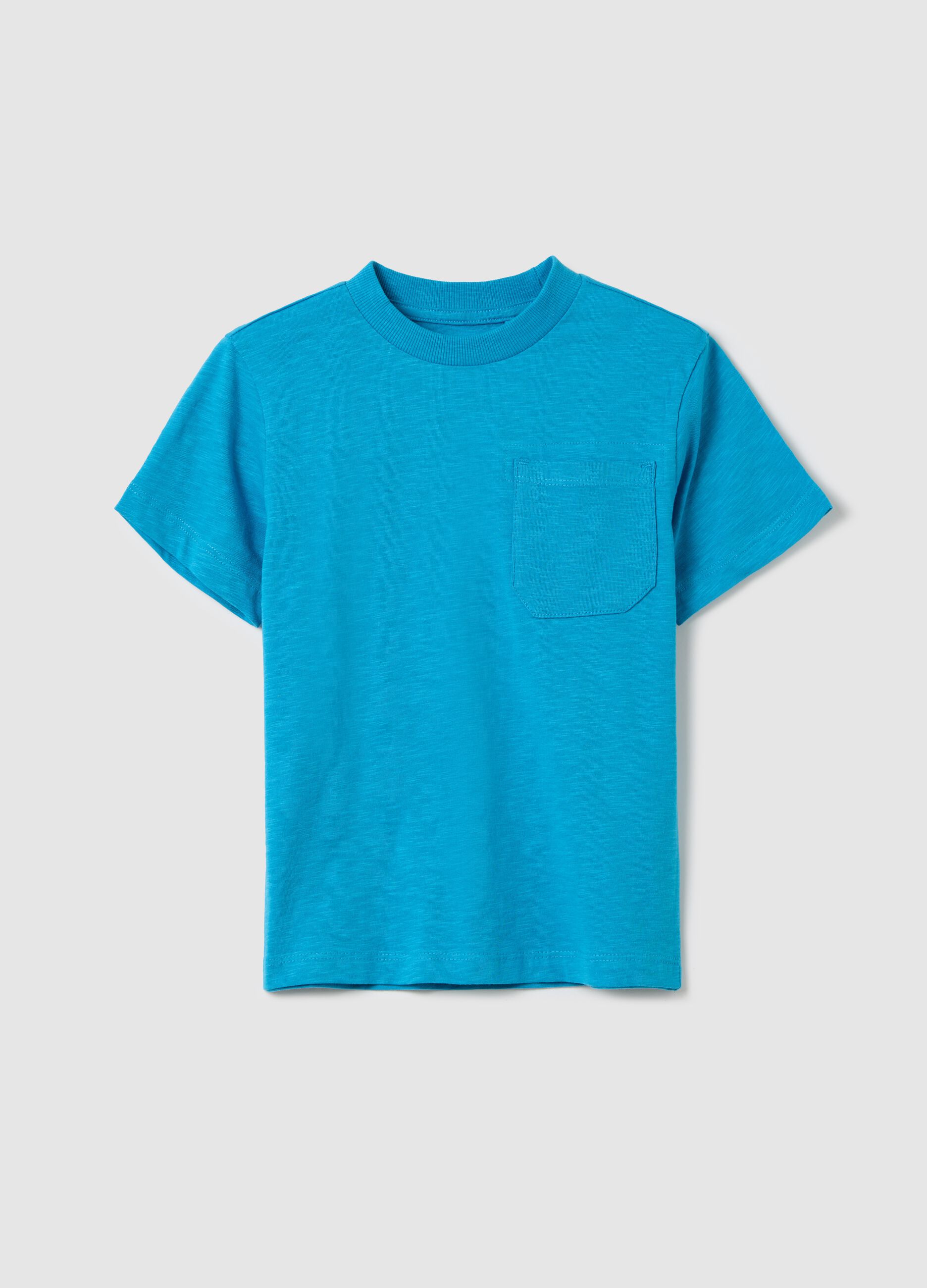 Light blue T-shirt in organic cotton with pocket
