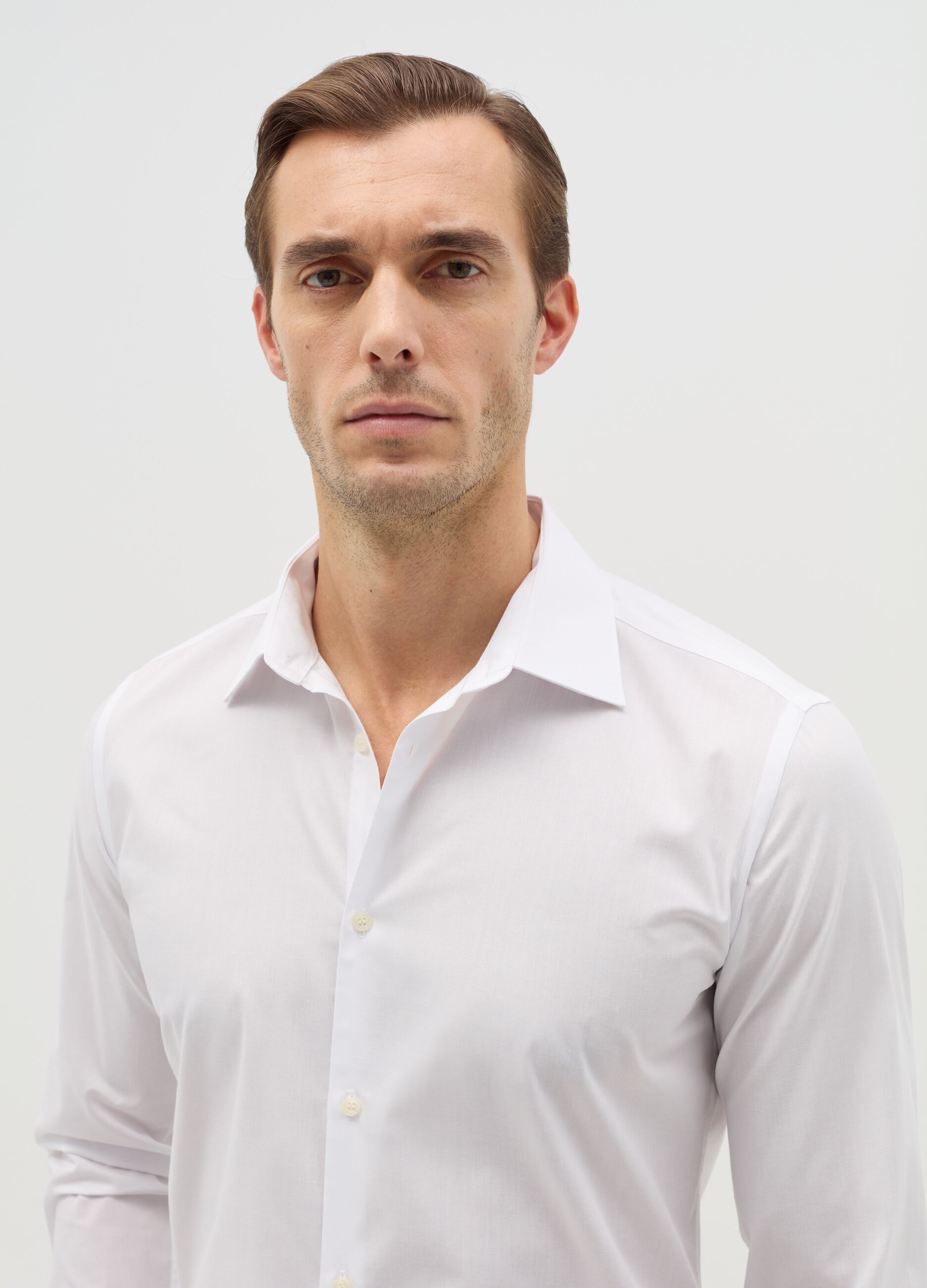 Slim-fit easy-iron shirt