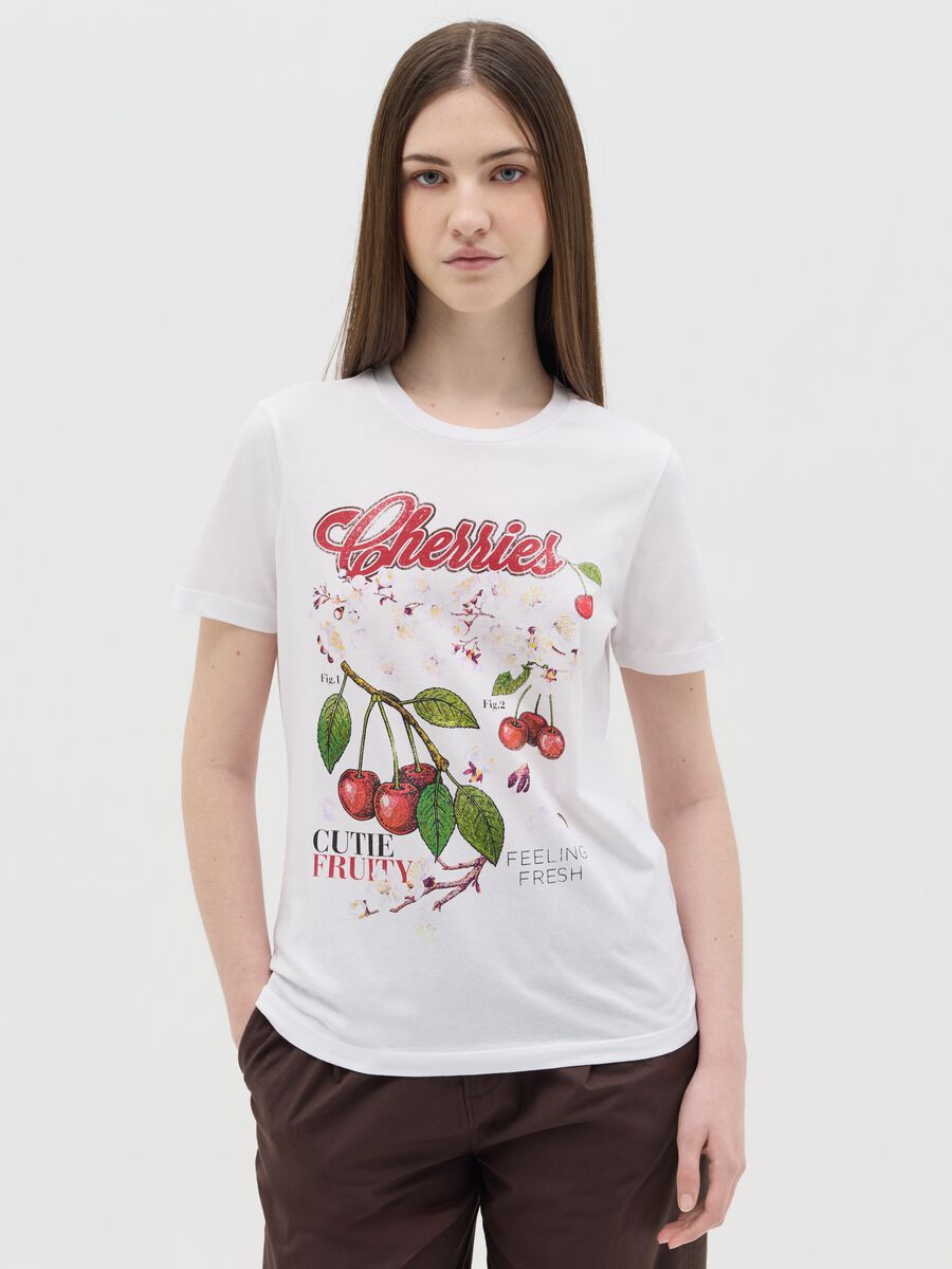 White T-shirt with cherry print in cotton_0