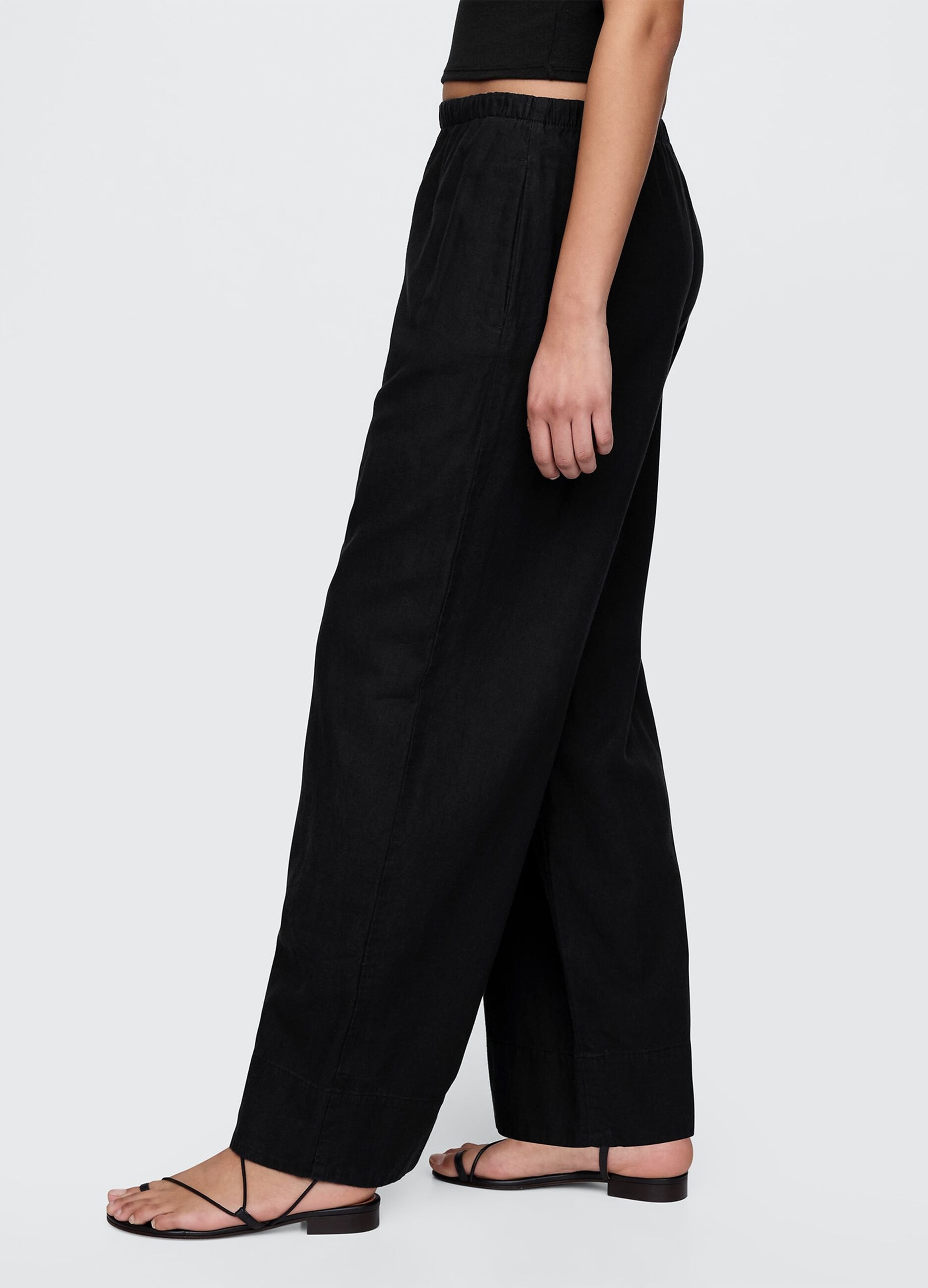 Black wide-leg trousers in linen-viscose blend by Gap