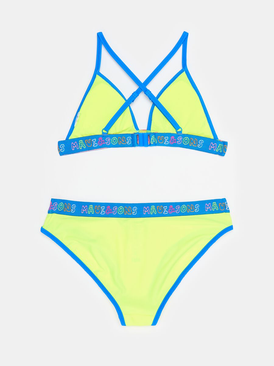 Bikini con profili a contrasto e lettering_1