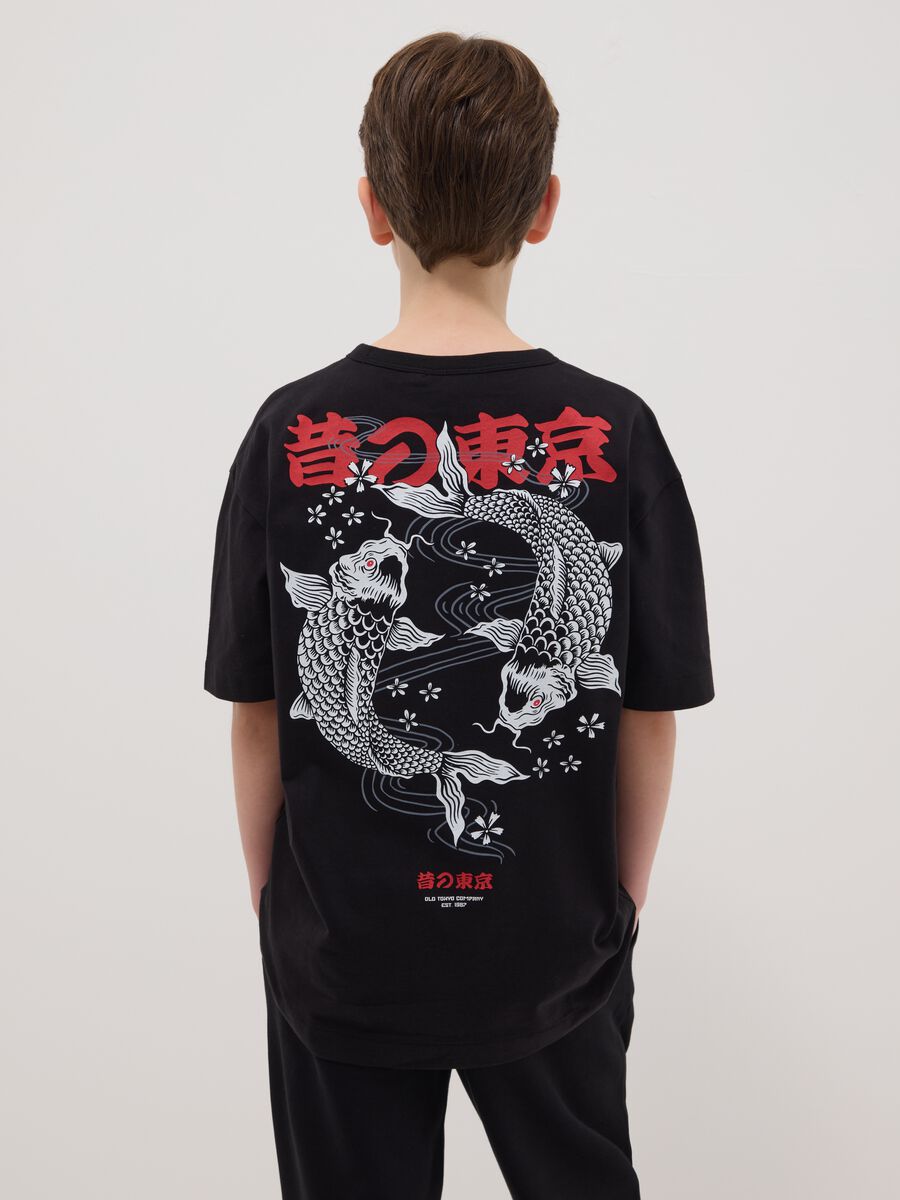 Children's oversized fit pure black cotton T-shirt with koi carp_2