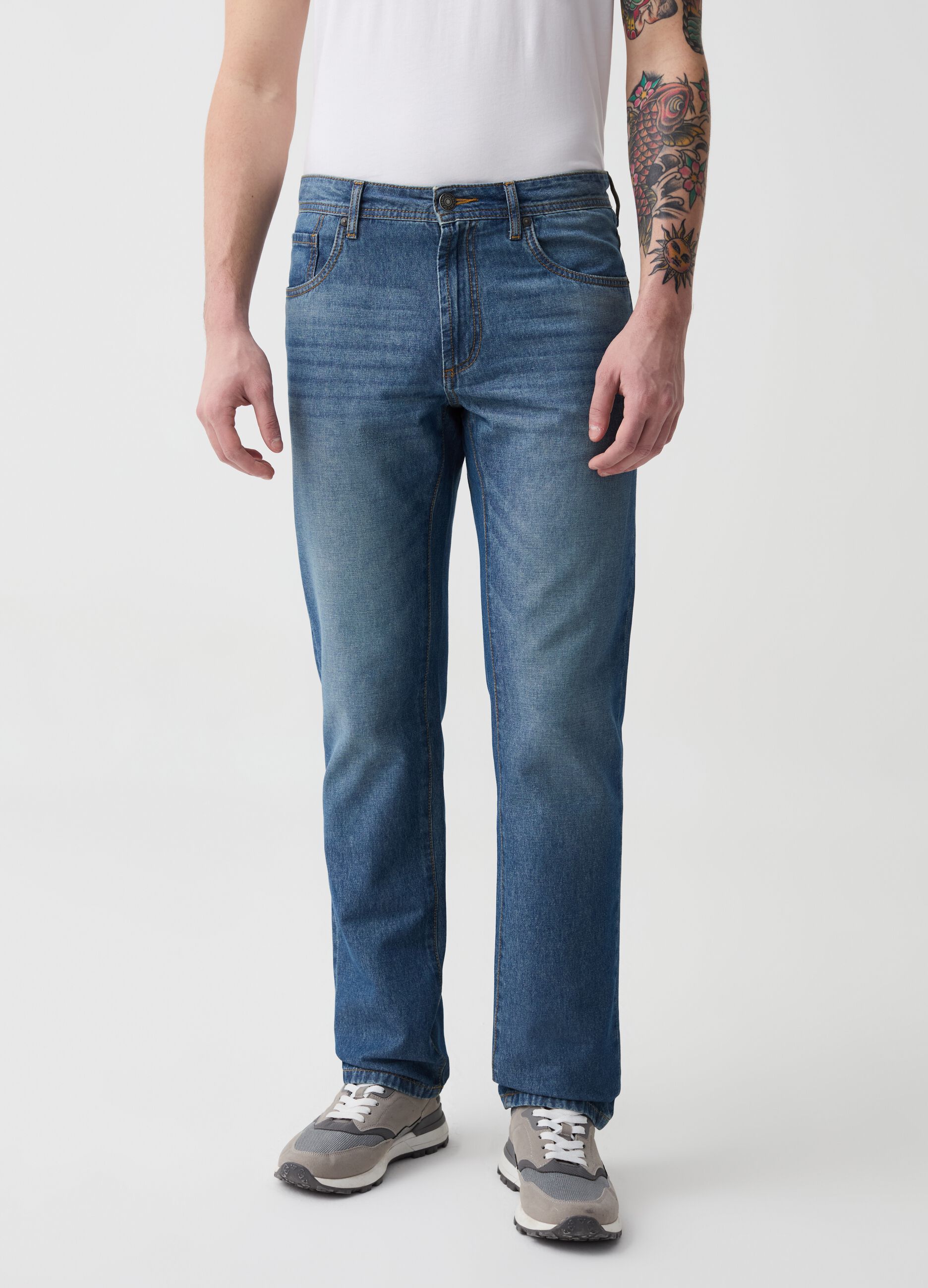 Regular-fit jeans with five pockets