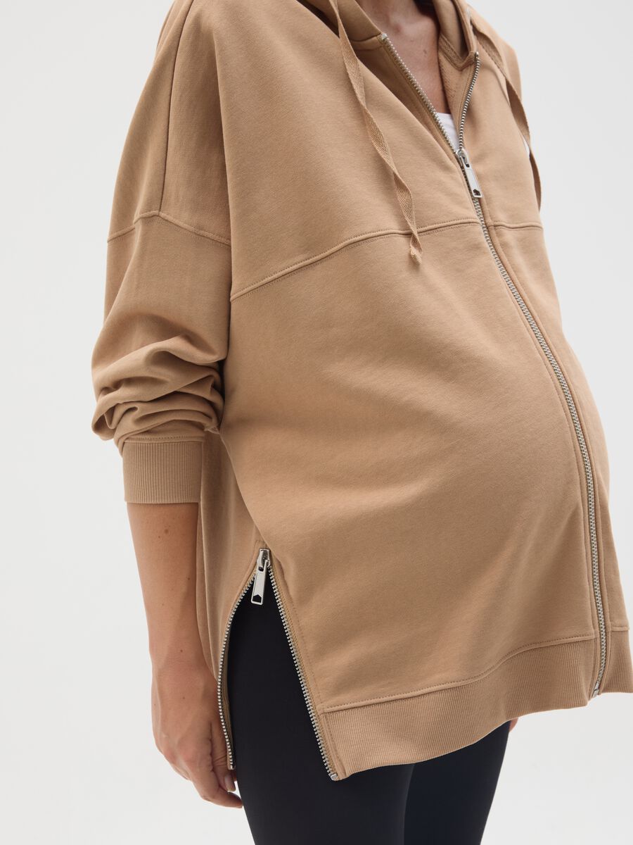 Felpa premaman beige con cappuccio e zip _2