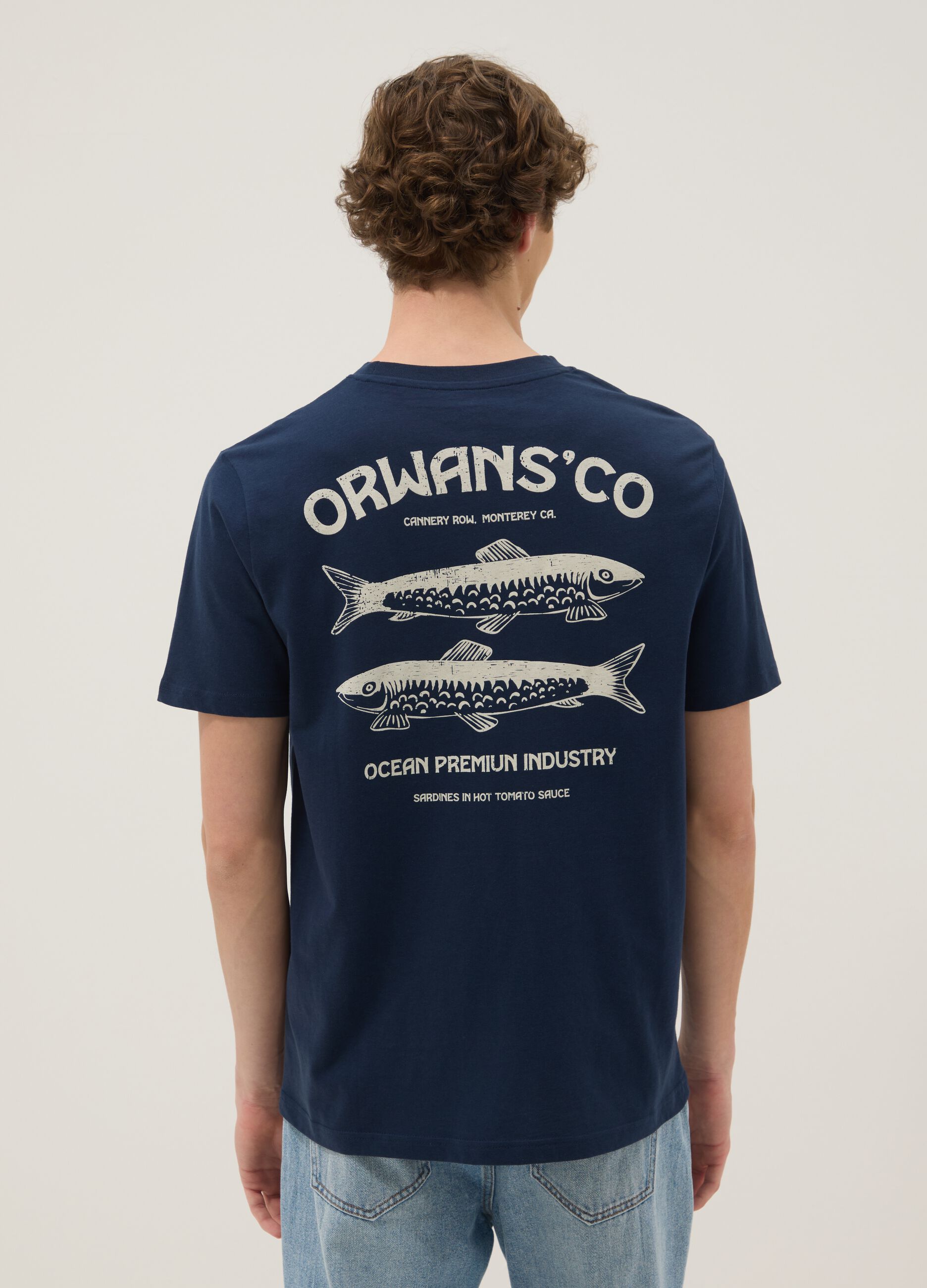 Blue short-sleeved T-shirt in 100% cotton