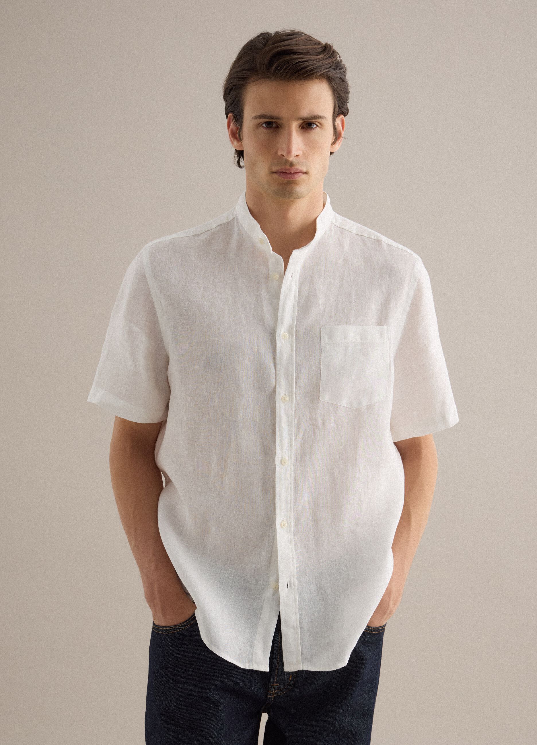 White shirt with mandarin collar in pure linen regular fit