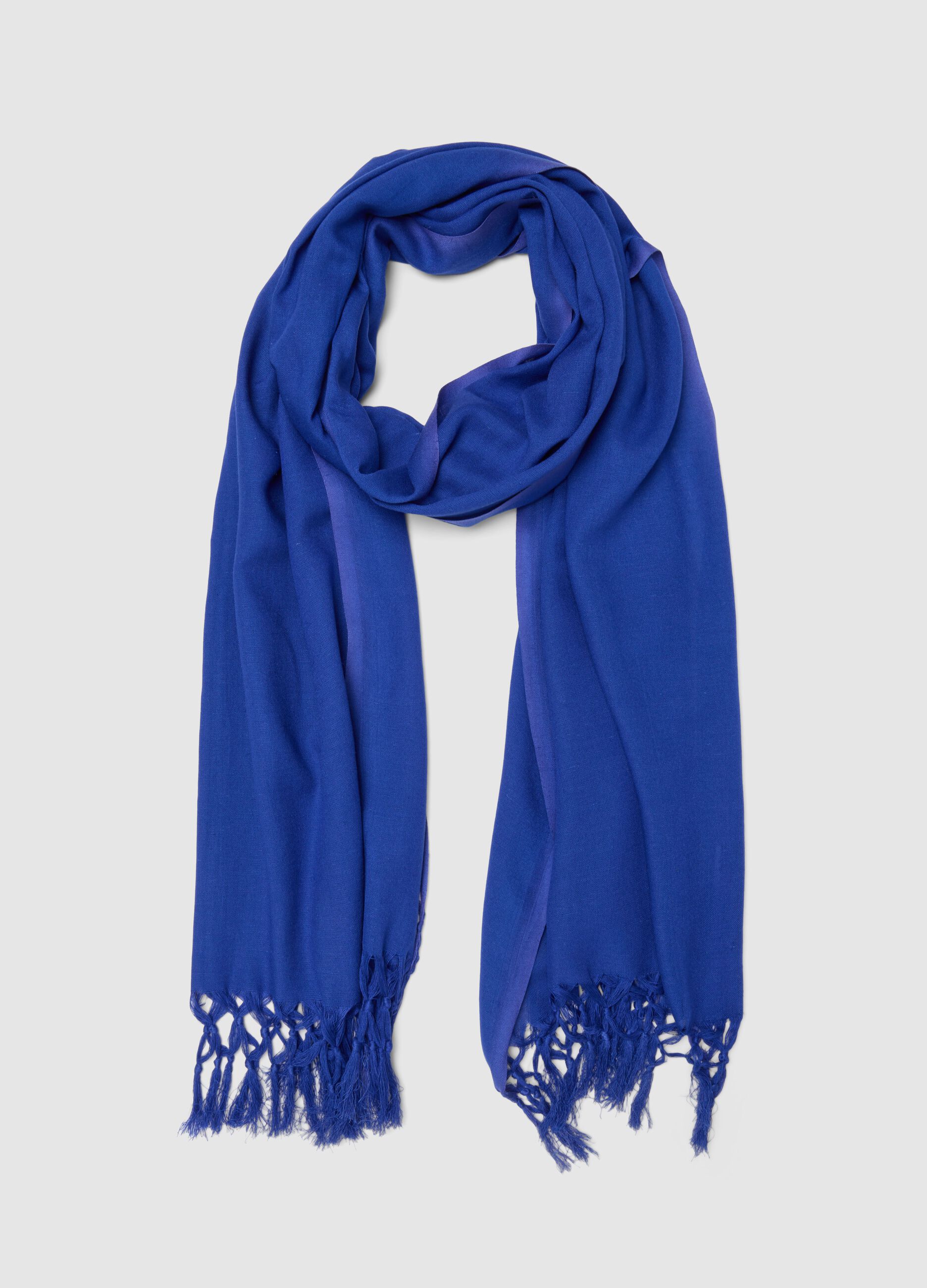 Blue viscose-linen blend scarf with fringes