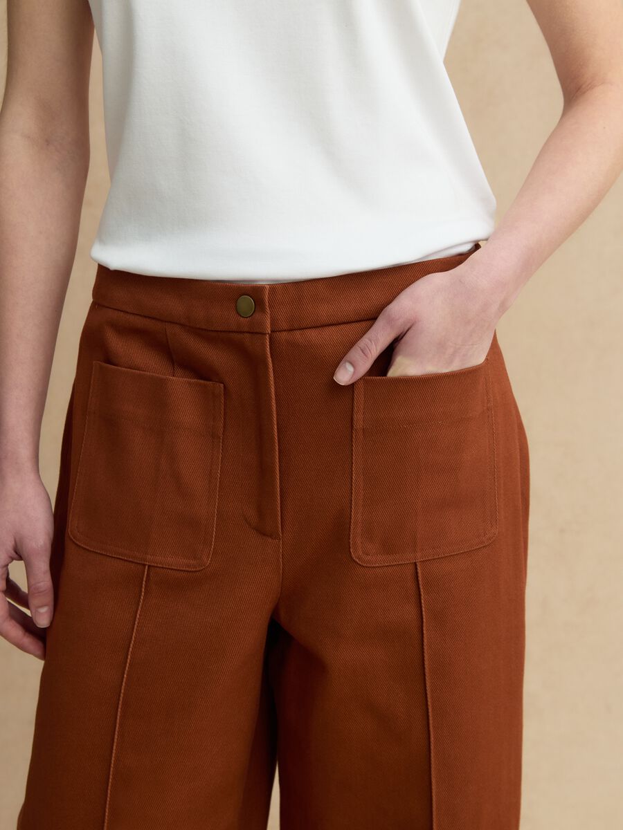 Pantaloni marroni cognac in puro cotone_3
