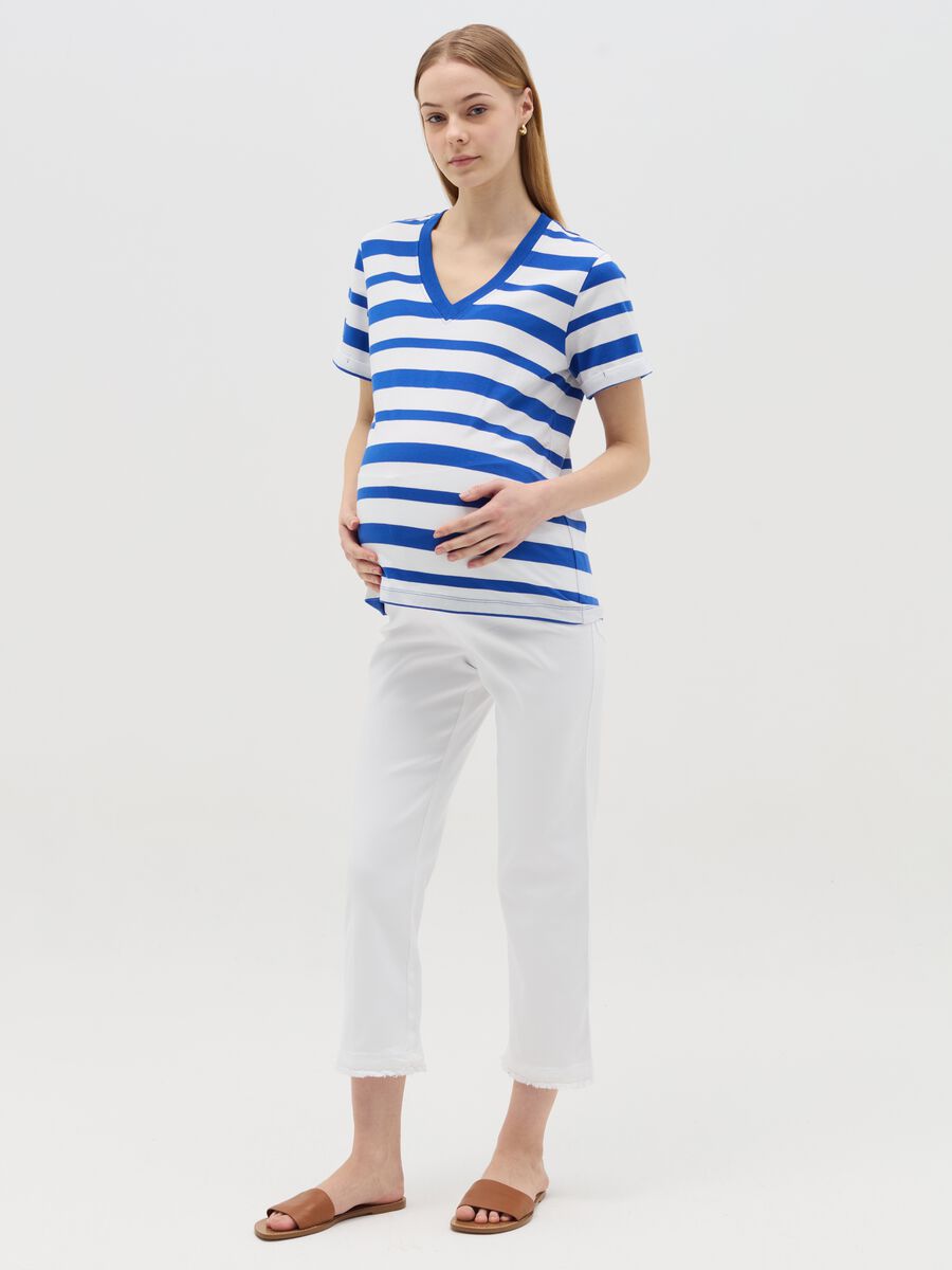 Striped maternity T-shirt with V neck_0