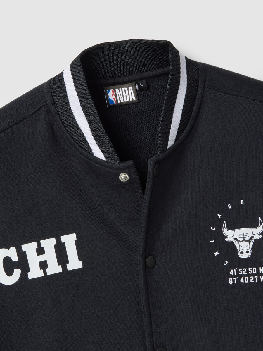 Black cotton-blend jacket regular fit with Chicago Bulls logo_5