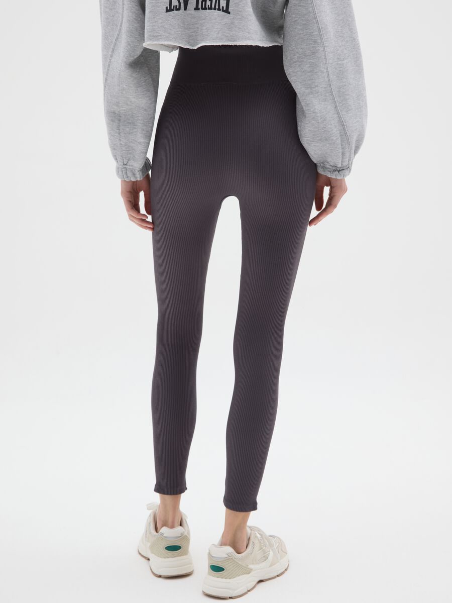 Leggings lunghi grigi a righe regular fit con logo Everlast_2
