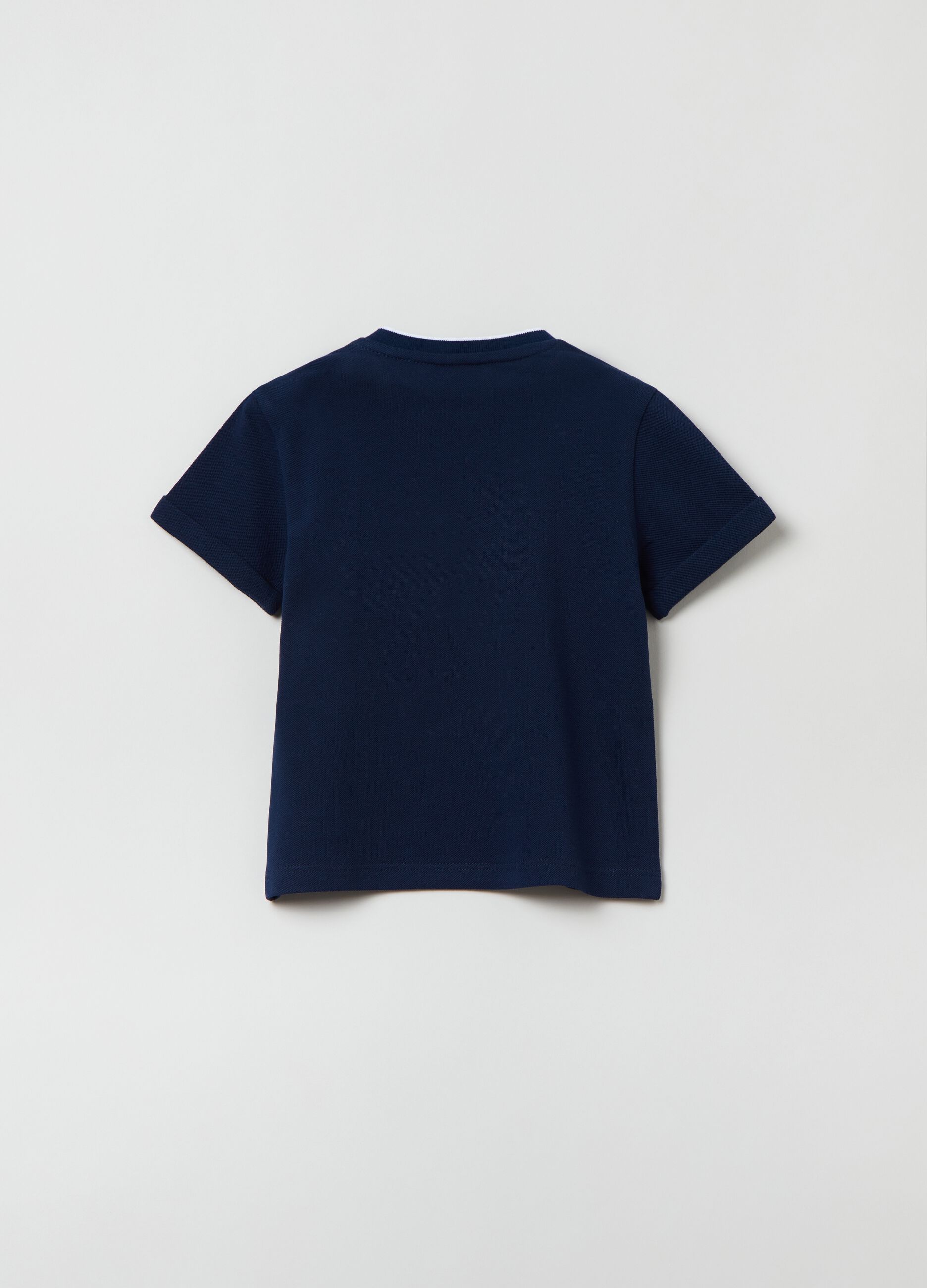 T-shirt in piquet with contrasting trims