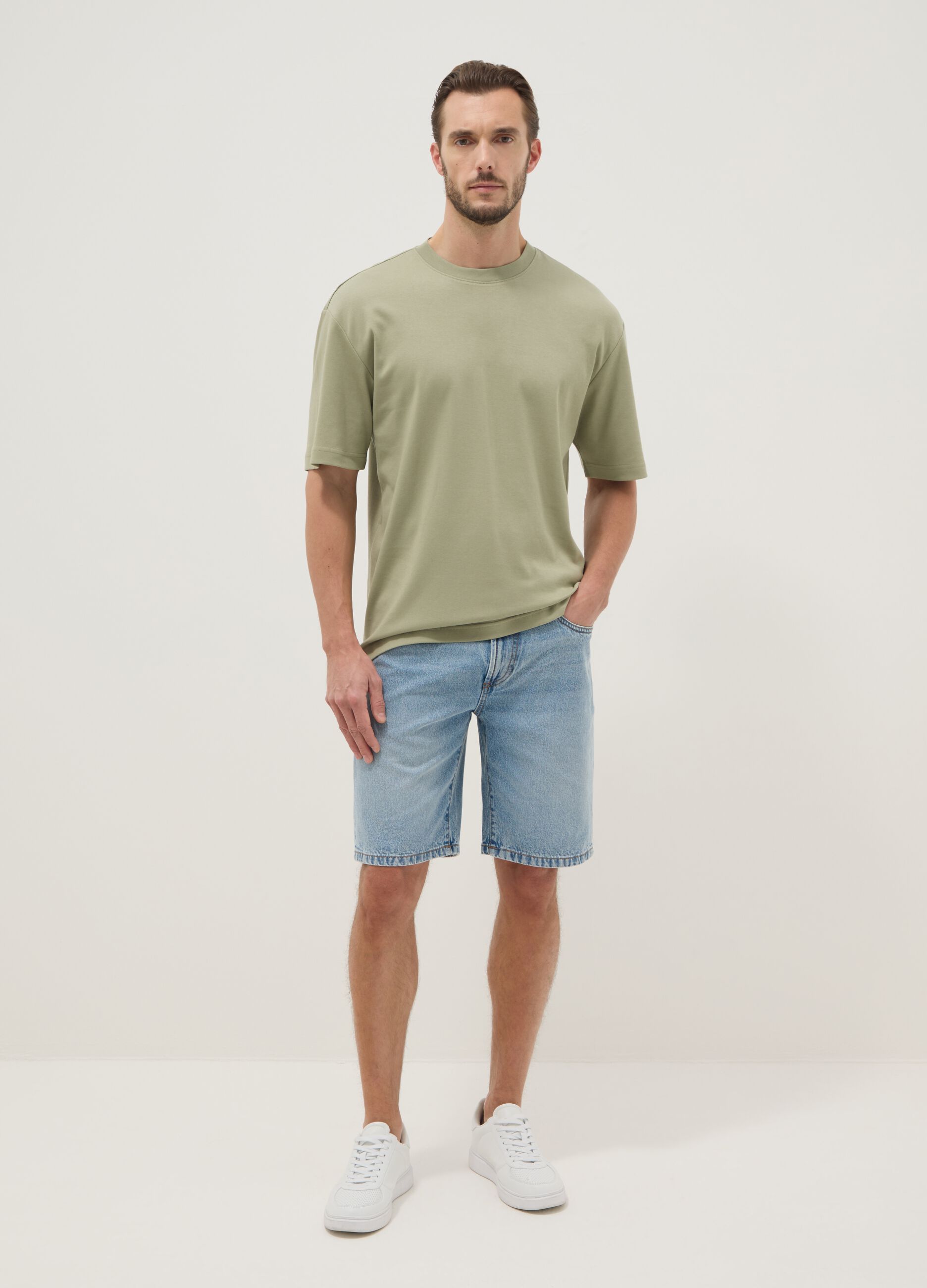 T-shirt a maniche corte in puro cotone verde relaxed fit