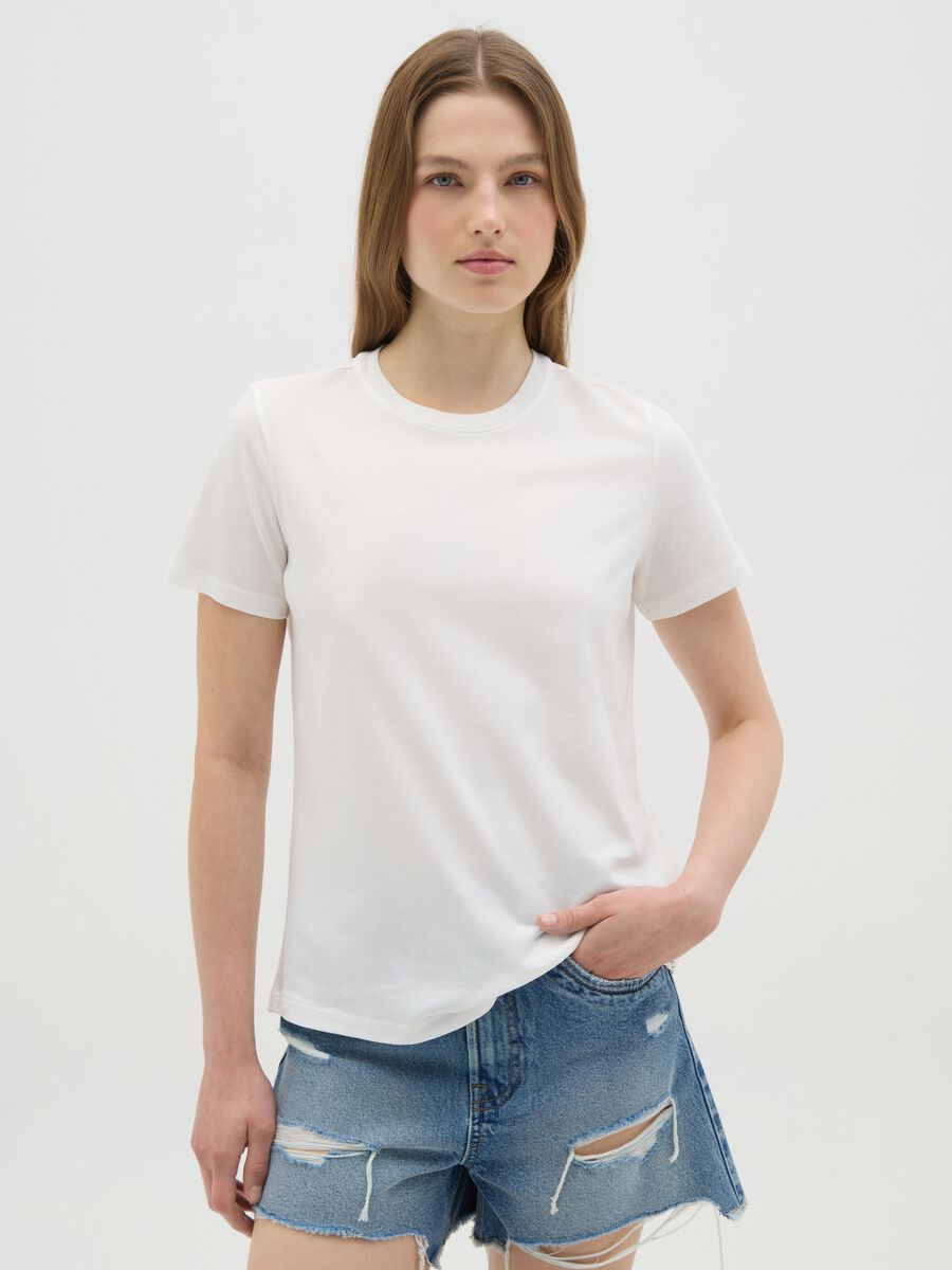 Women’s T-shirt in white 100% cotton with regular fit_0