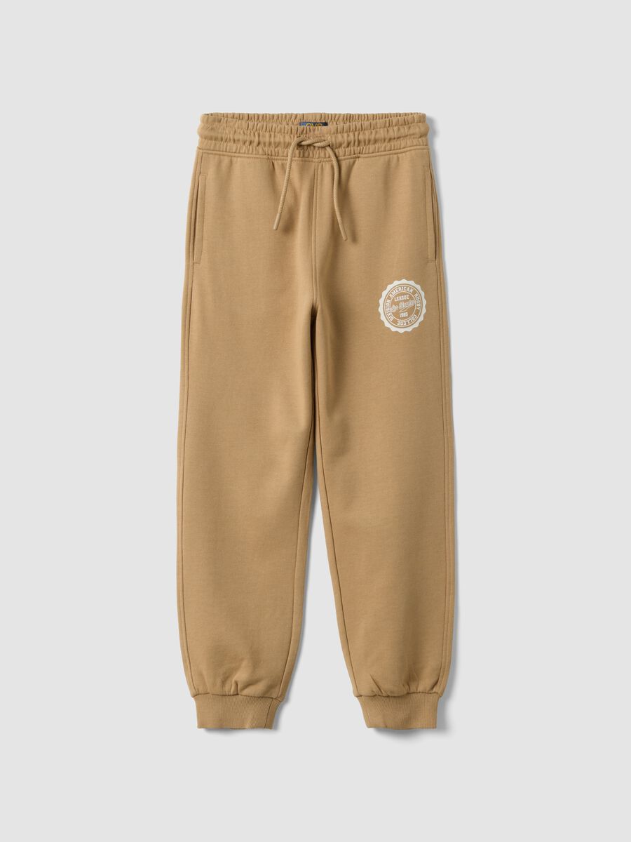 Jogger beige in misto cotone e viscosa con stampa a contrasto per bambino_0