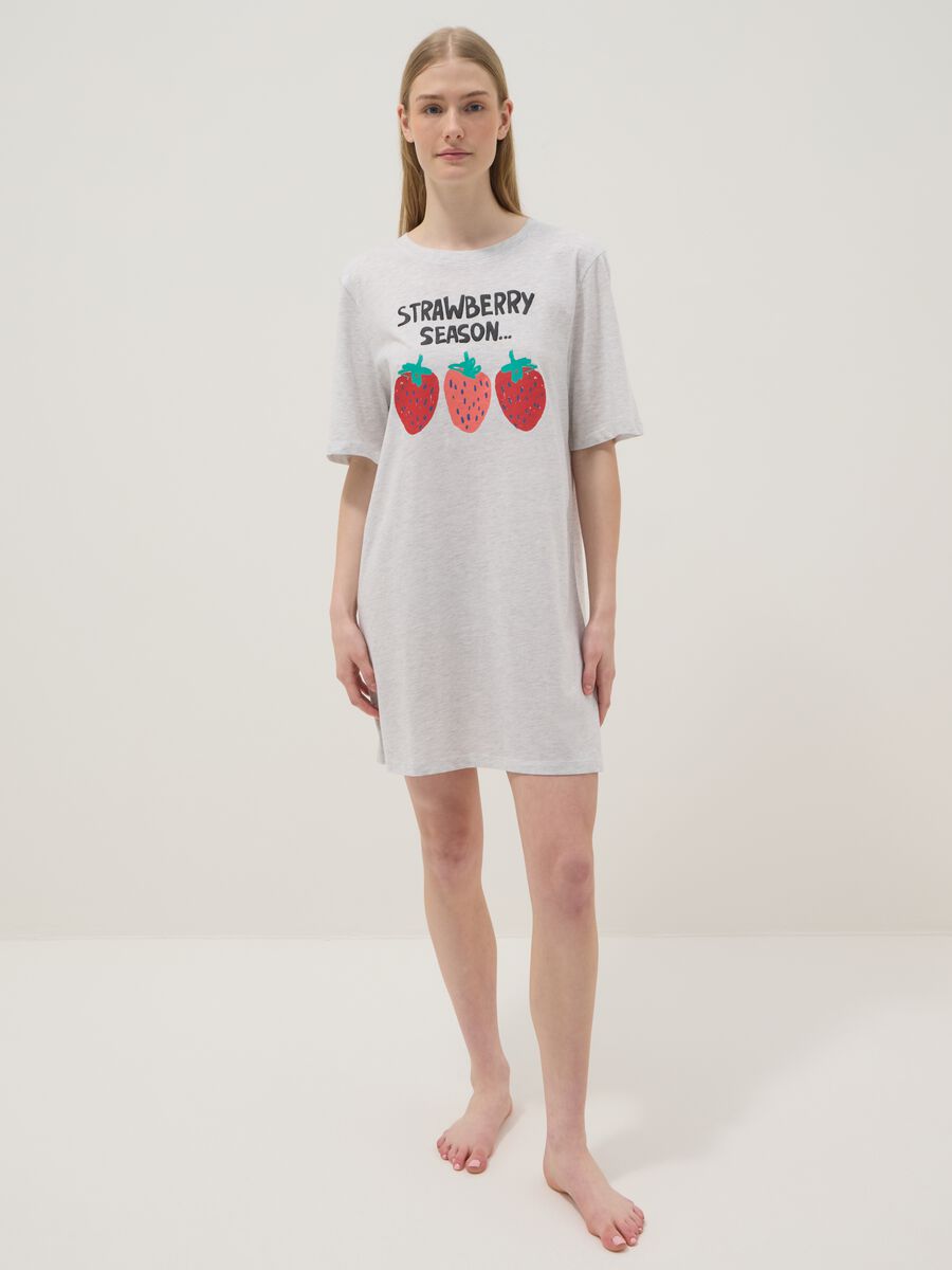 Grey stretch cotton nightshirt regular fit with strawberries_1