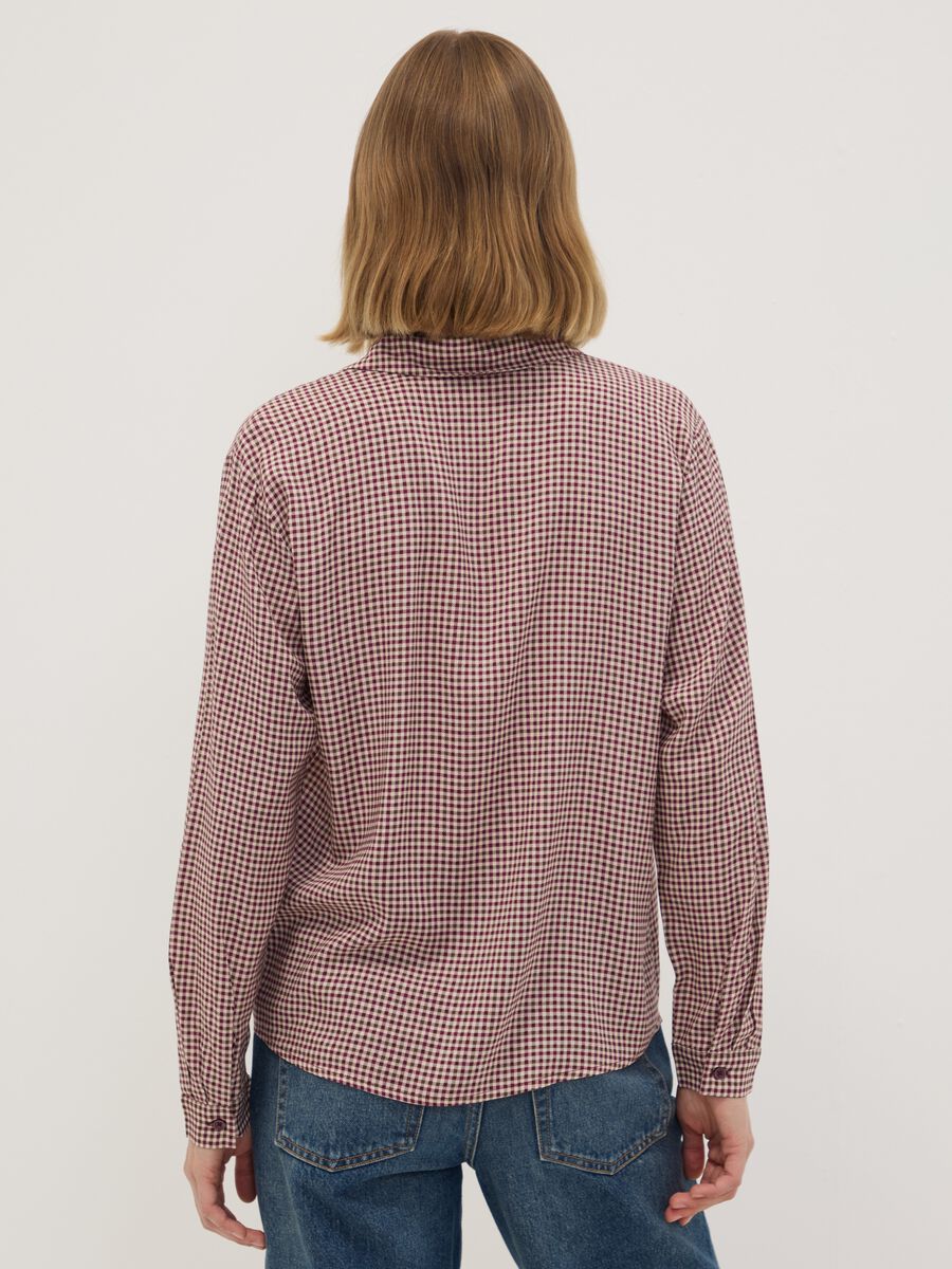 Brown checked pure viscose shirt with classic collar, regular fit_3